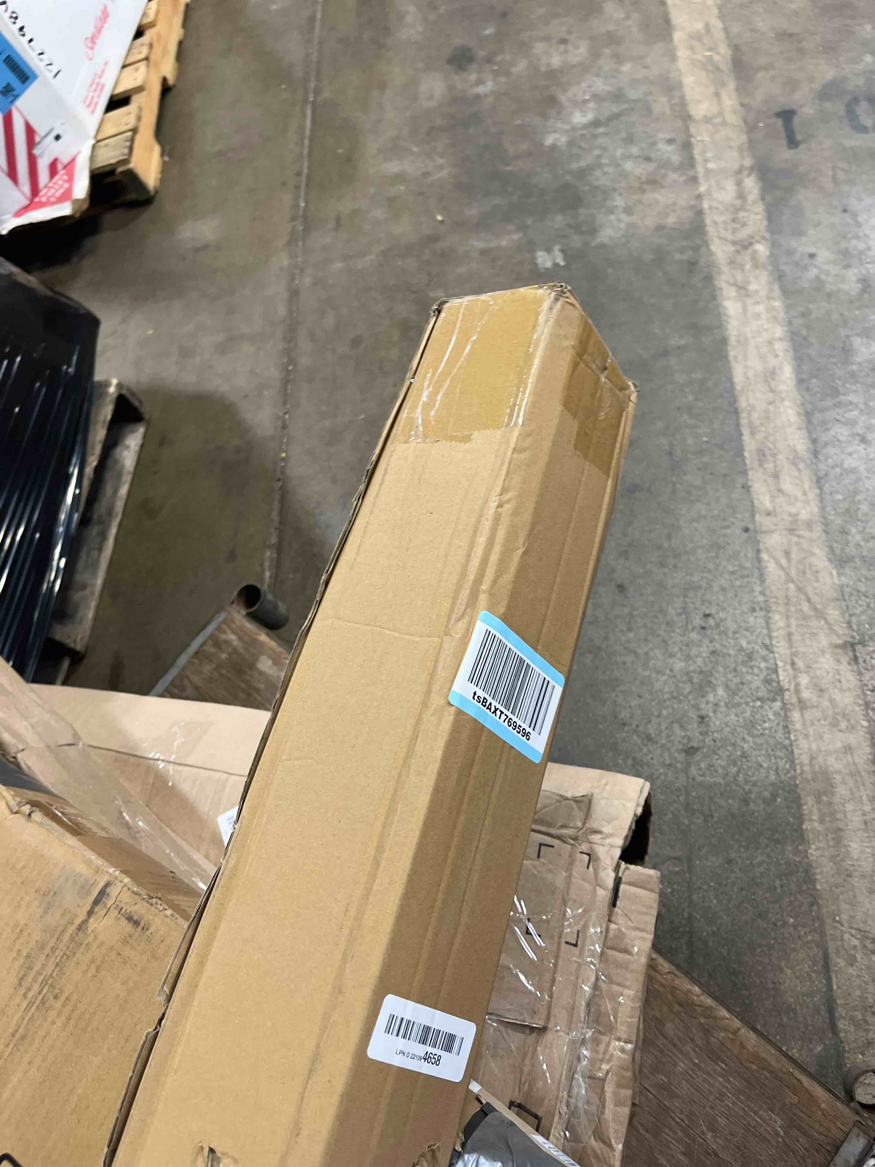 https://s3.amazonaws.com/lotting-images-prod/phillipi/BRN1934068_1750967648632.jpeg