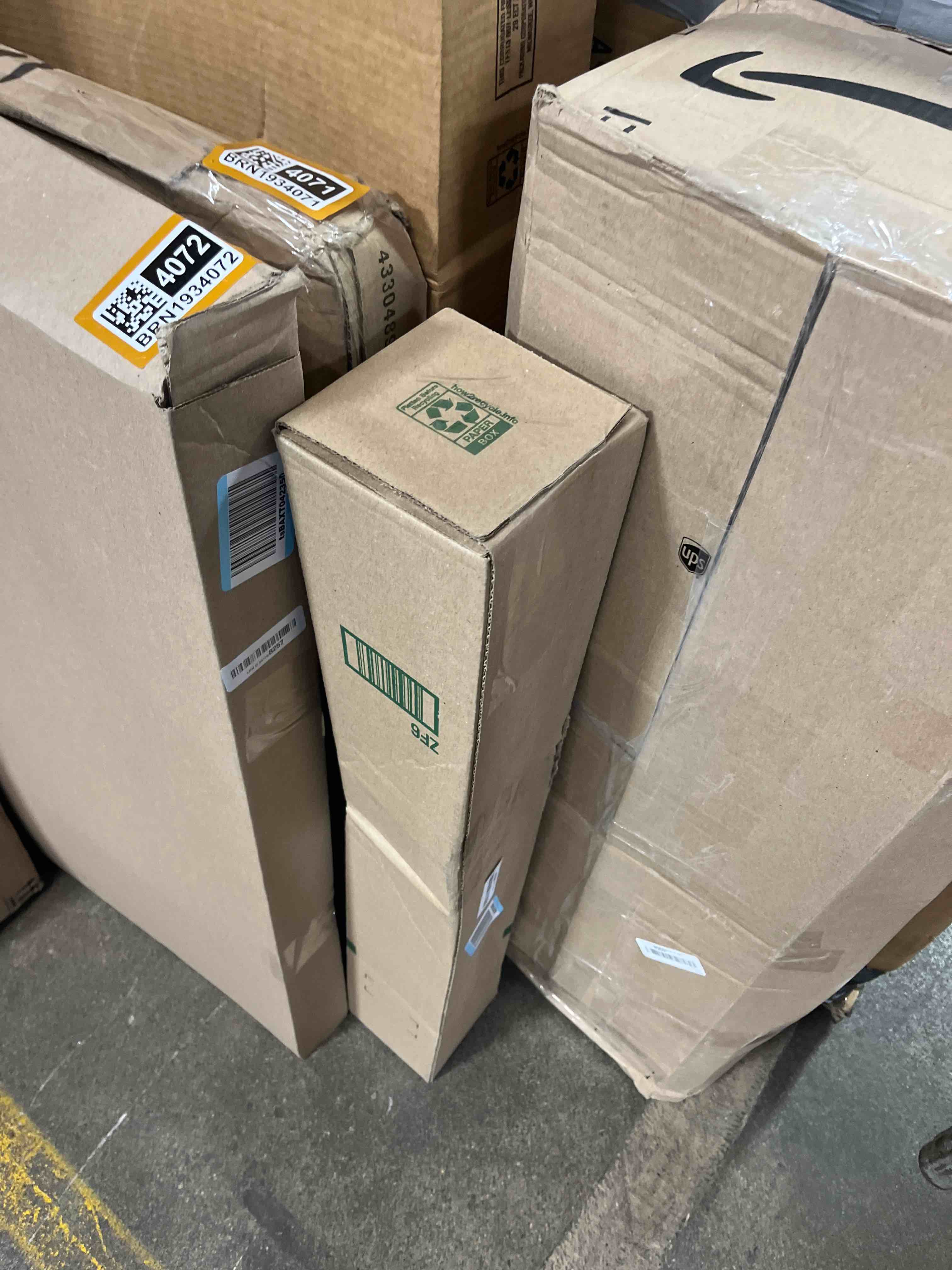 https://s3.amazonaws.com/lotting-images-prod/phillipi/BRN1934075_1750967917372.jpeg