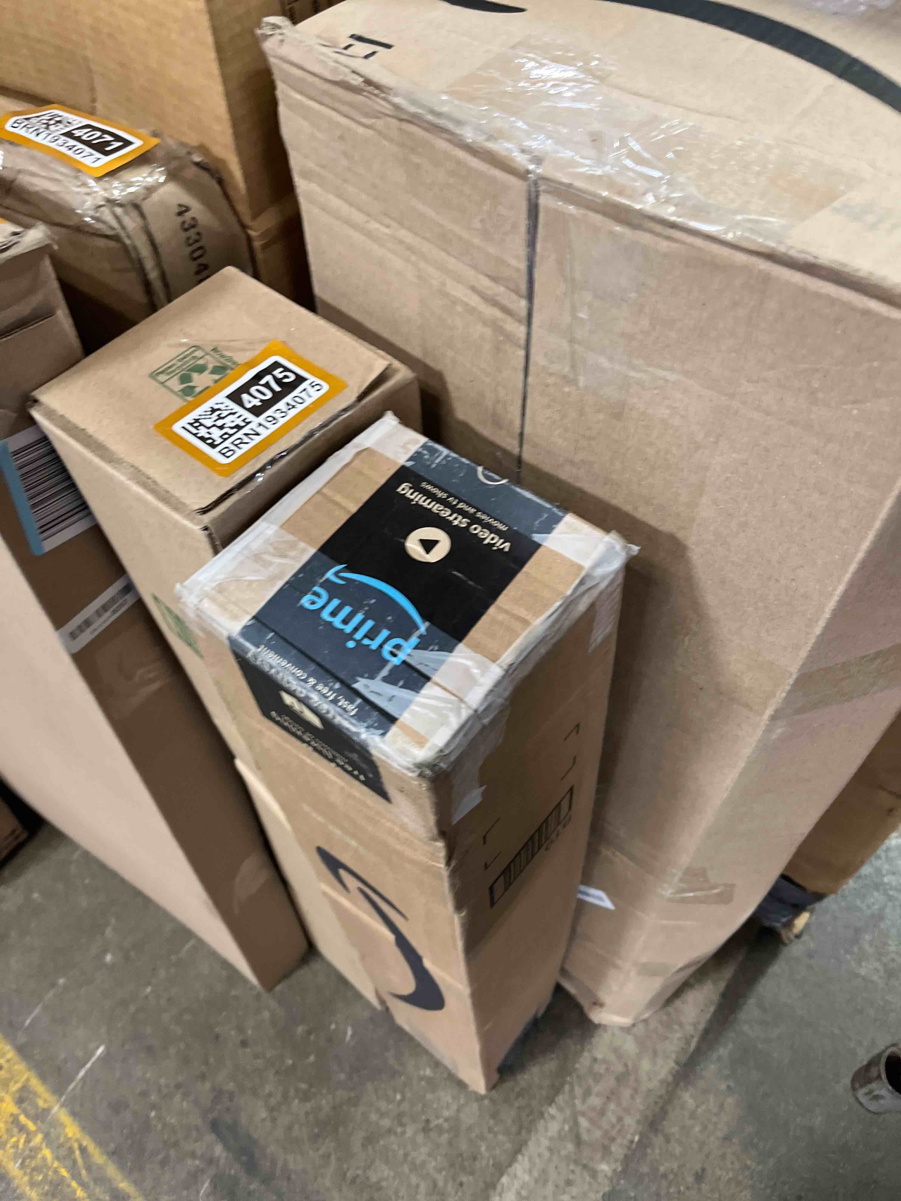 https://s3.amazonaws.com/lotting-images-prod/phillipi/BRN1934076_1750967951065.jpeg
