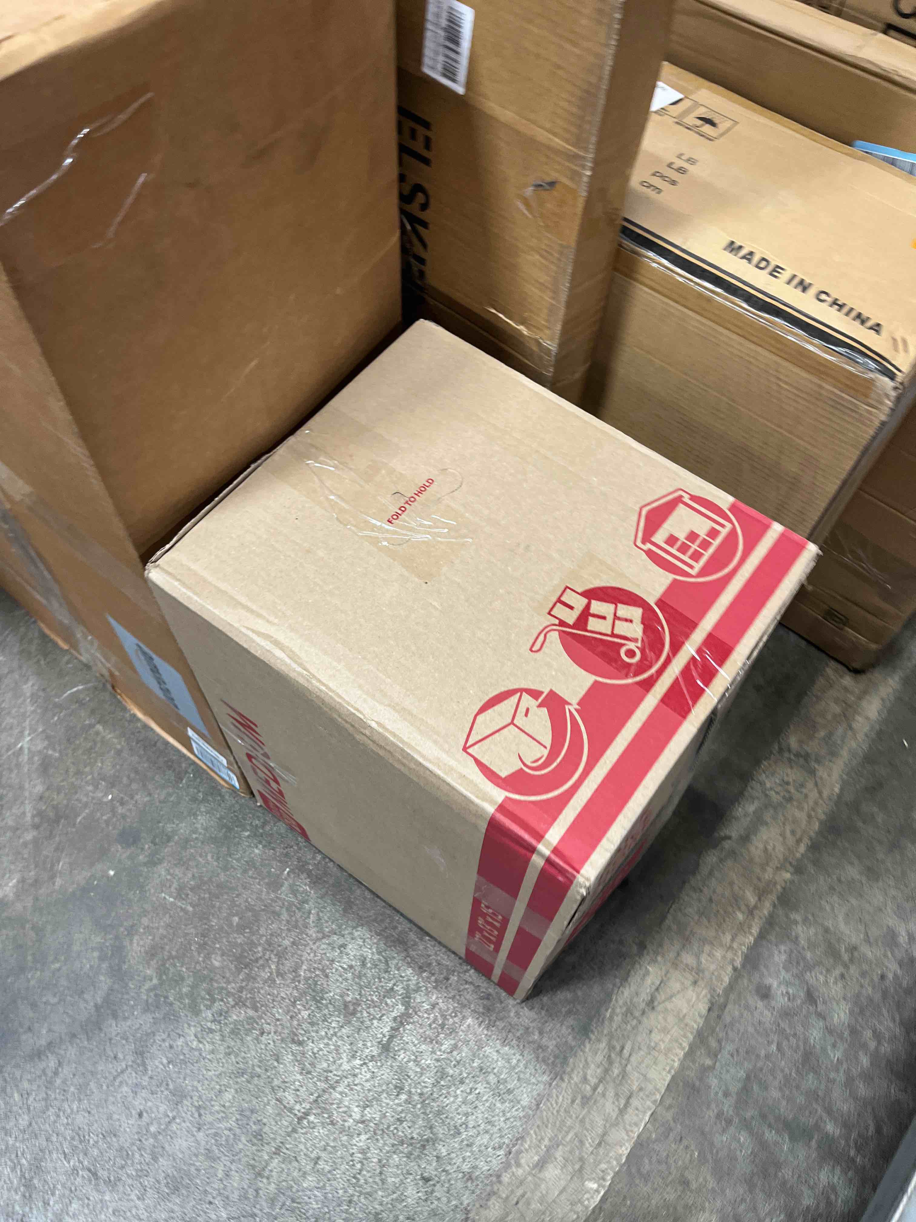https://s3.amazonaws.com/lotting-images-prod/phillipi/BRN1934097_1750969131259.jpeg