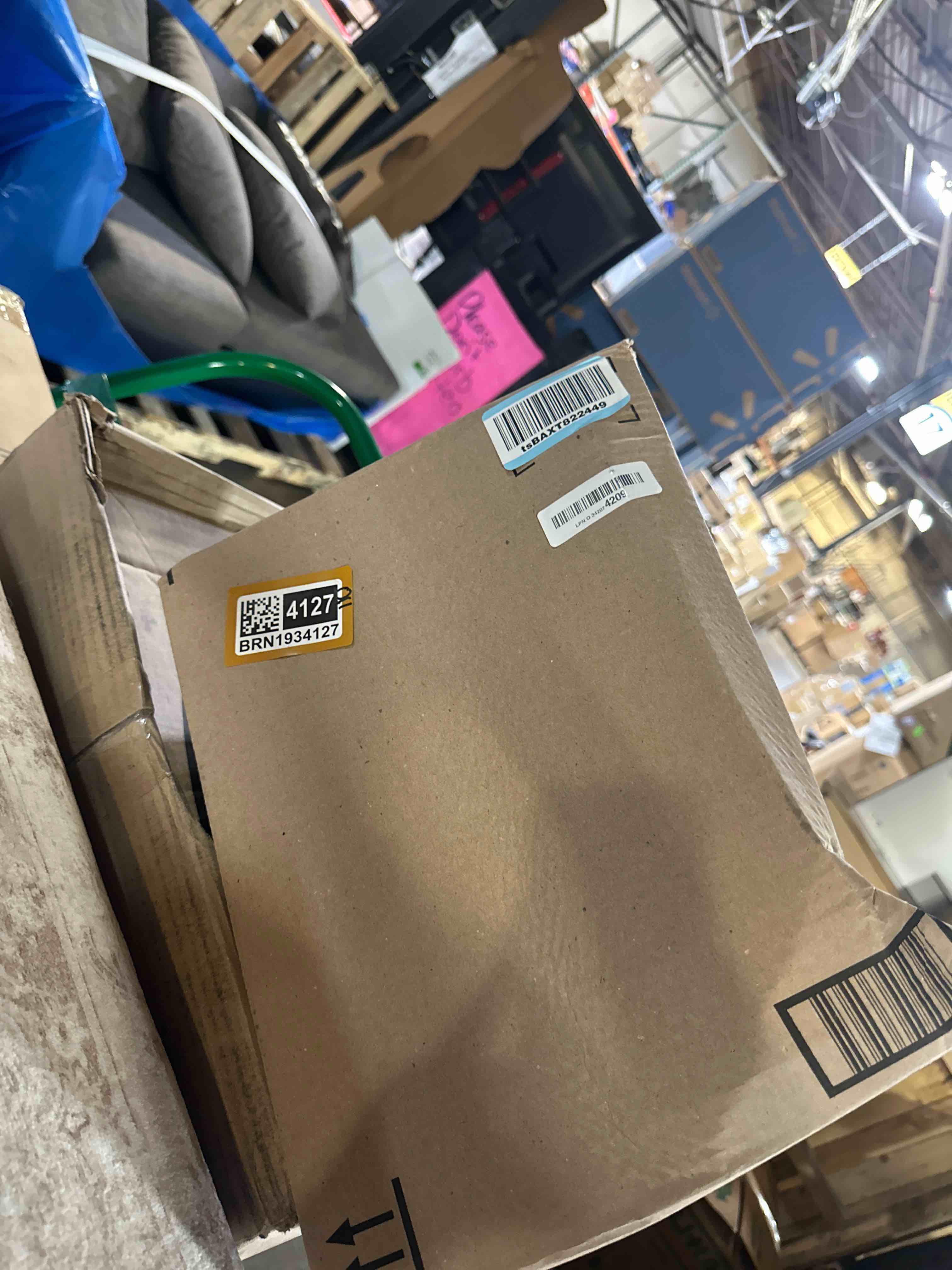 https://s3.amazonaws.com/lotting-images-prod/phillipi/BRN1934127_1751025531880.jpeg