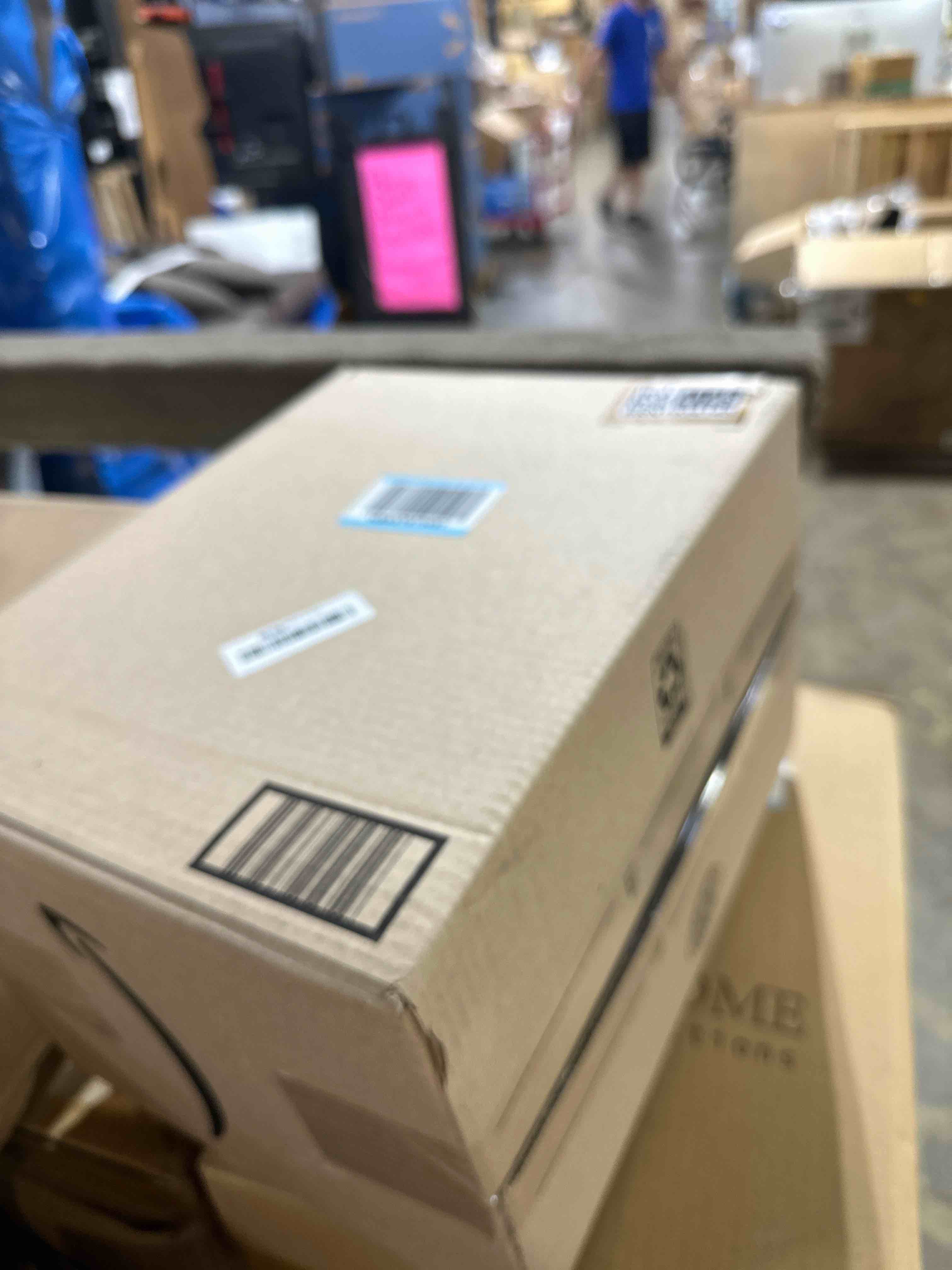 https://s3.amazonaws.com/lotting-images-prod/phillipi/BRN1934145_1751033033685.jpeg
