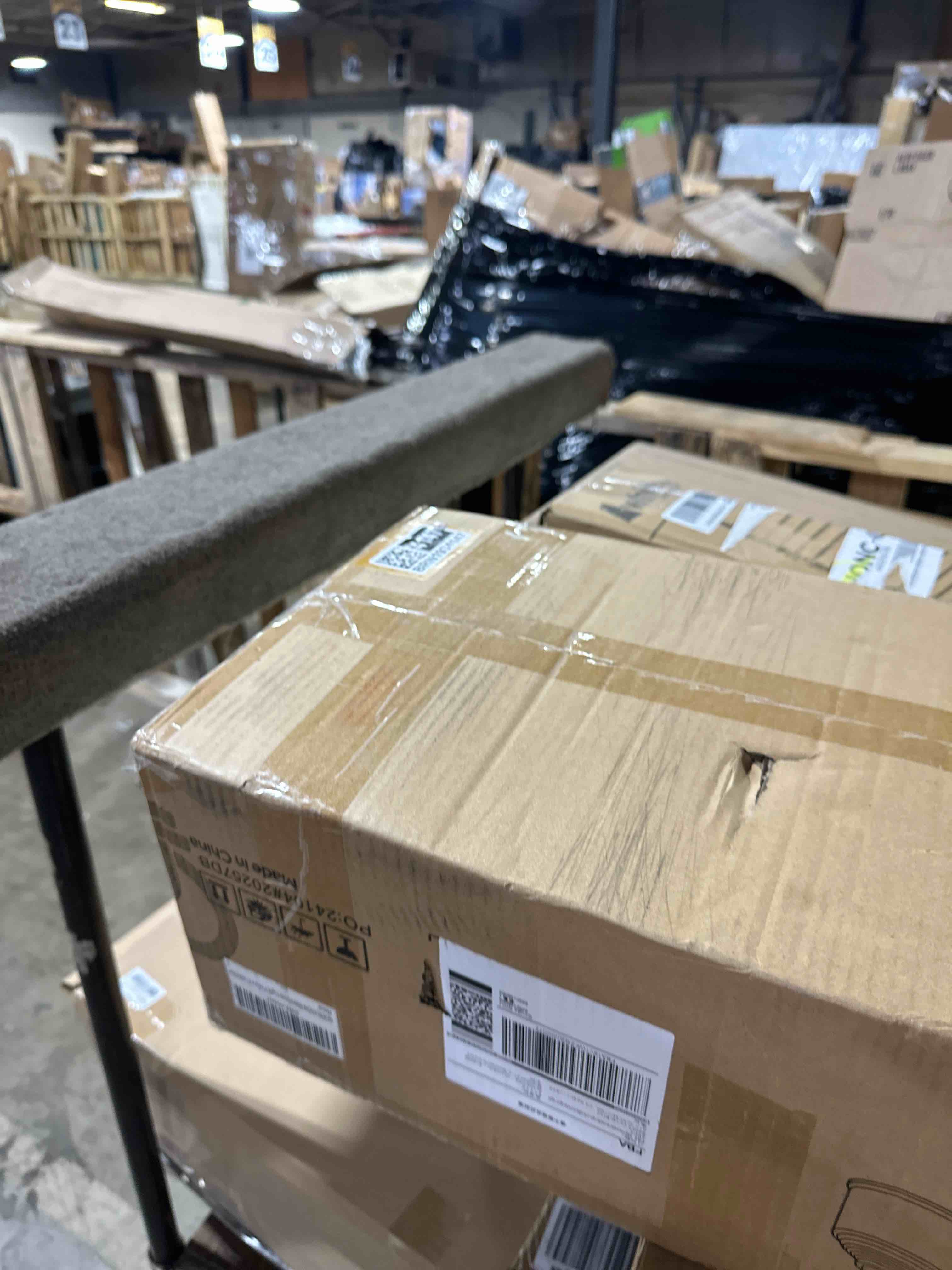 https://s3.amazonaws.com/lotting-images-prod/phillipi/BRN1934149_1751033106627.jpeg