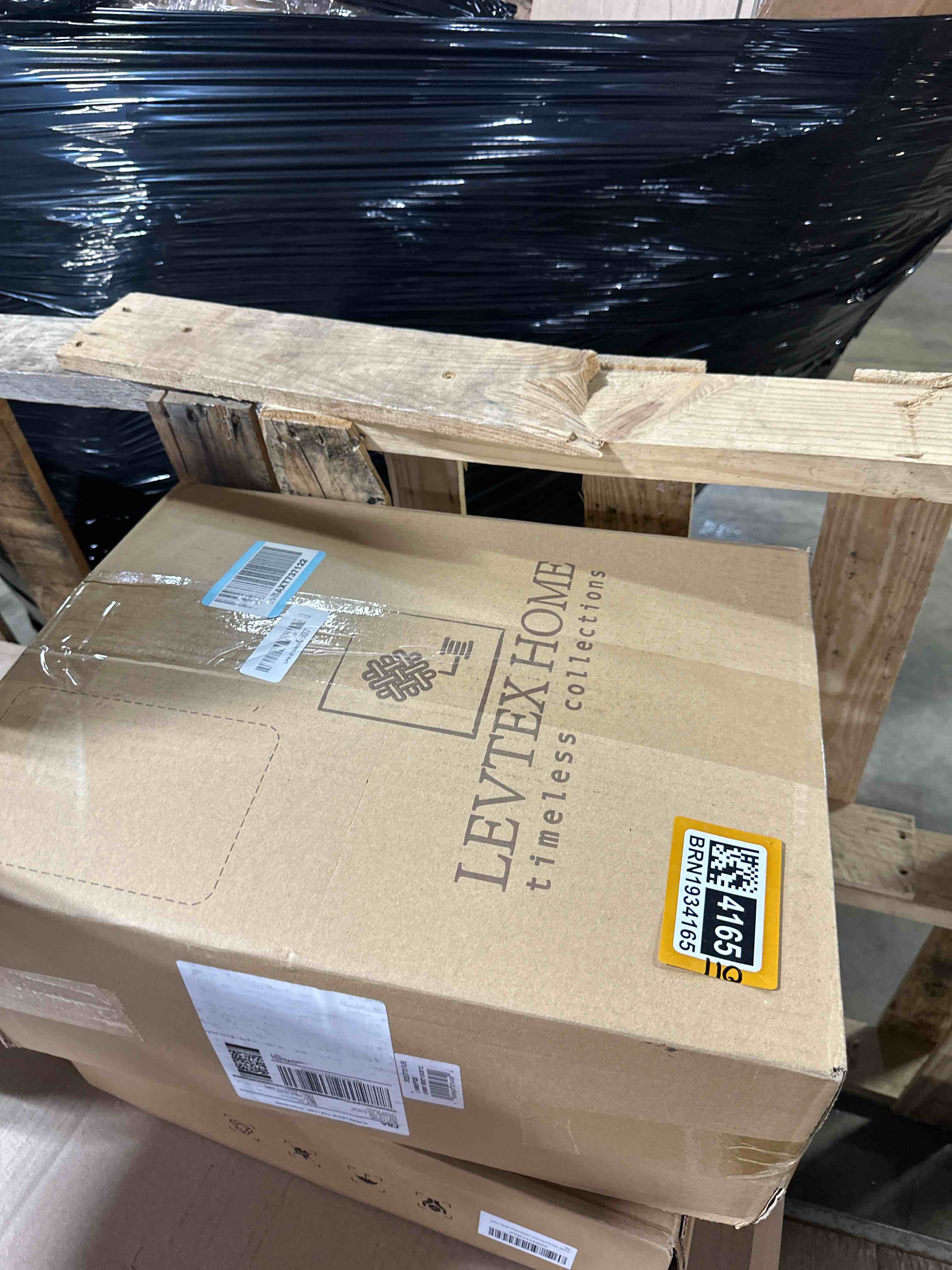 https://s3.amazonaws.com/lotting-images-prod/phillipi/BRN1934165_1751033816598.jpeg