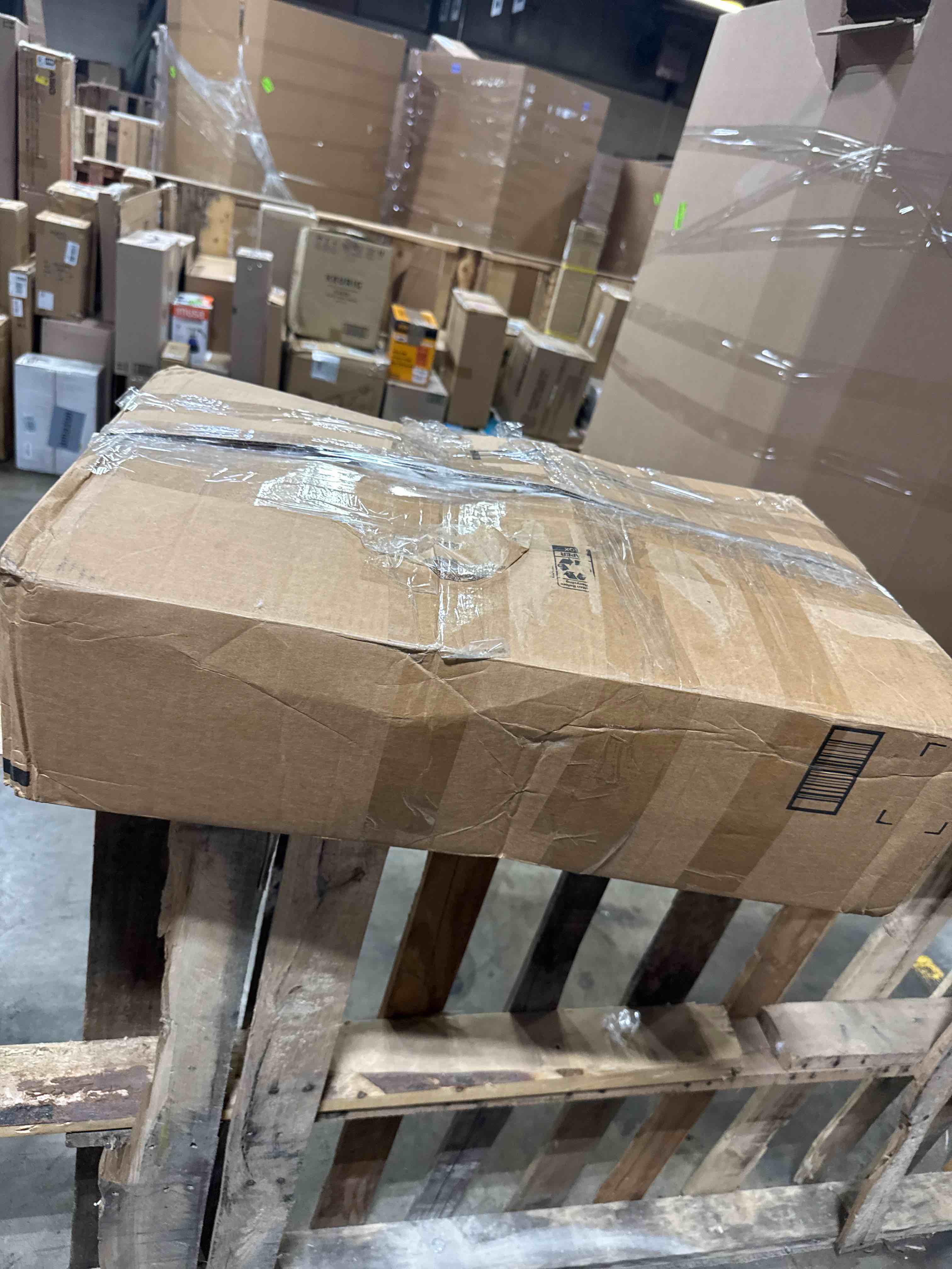 https://s3.amazonaws.com/lotting-images-prod/phillipi/BRN1934308_1751984019705.jpeg
