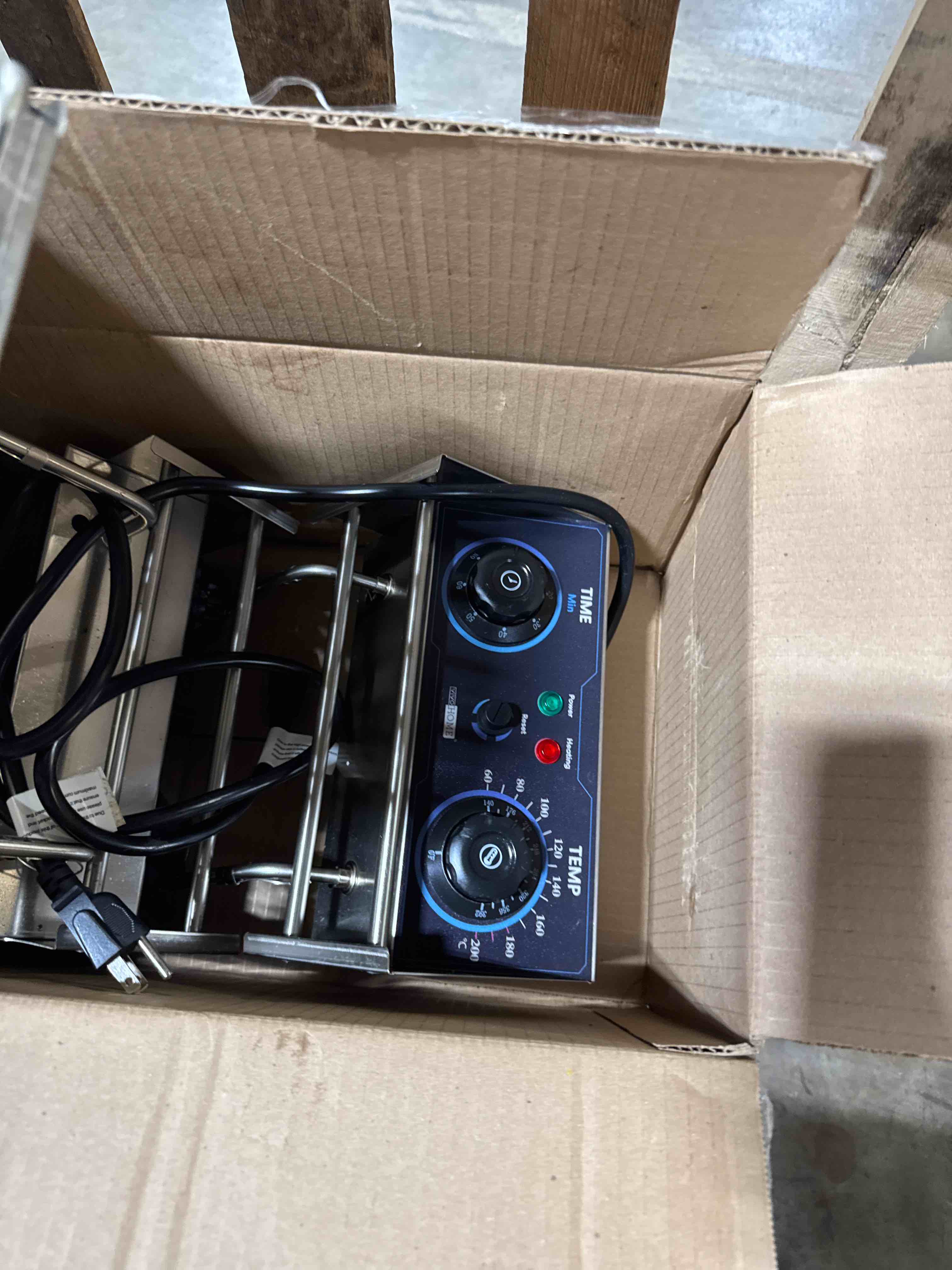 https://s3.amazonaws.com/lotting-images-prod/phillipi/BRN1934318_1751986146400.jpeg