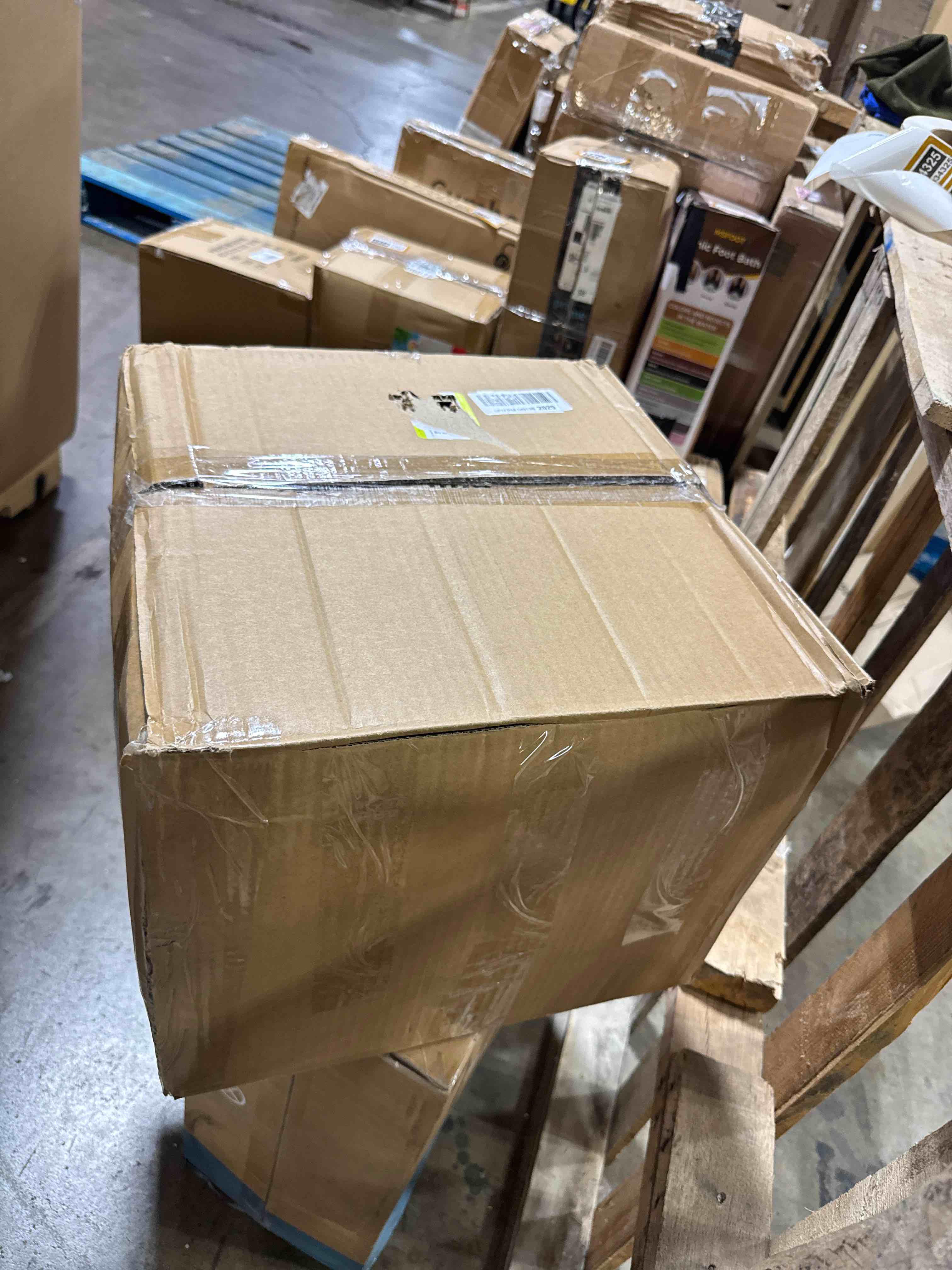 https://s3.amazonaws.com/lotting-images-prod/phillipi/BRN1934326_1751987328422.jpeg