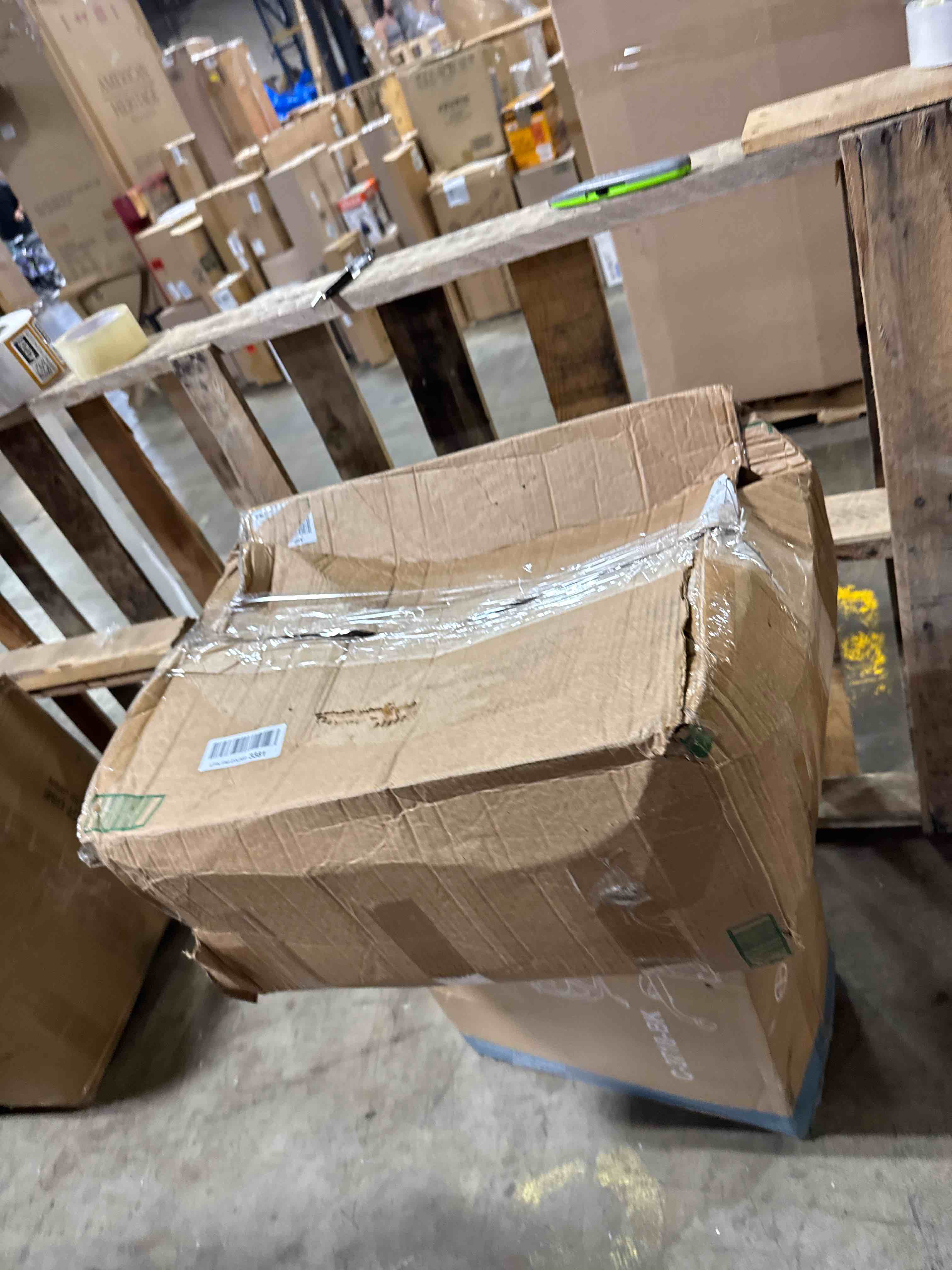 https://s3.amazonaws.com/lotting-images-prod/phillipi/BRN1934328_1751987800283.jpeg