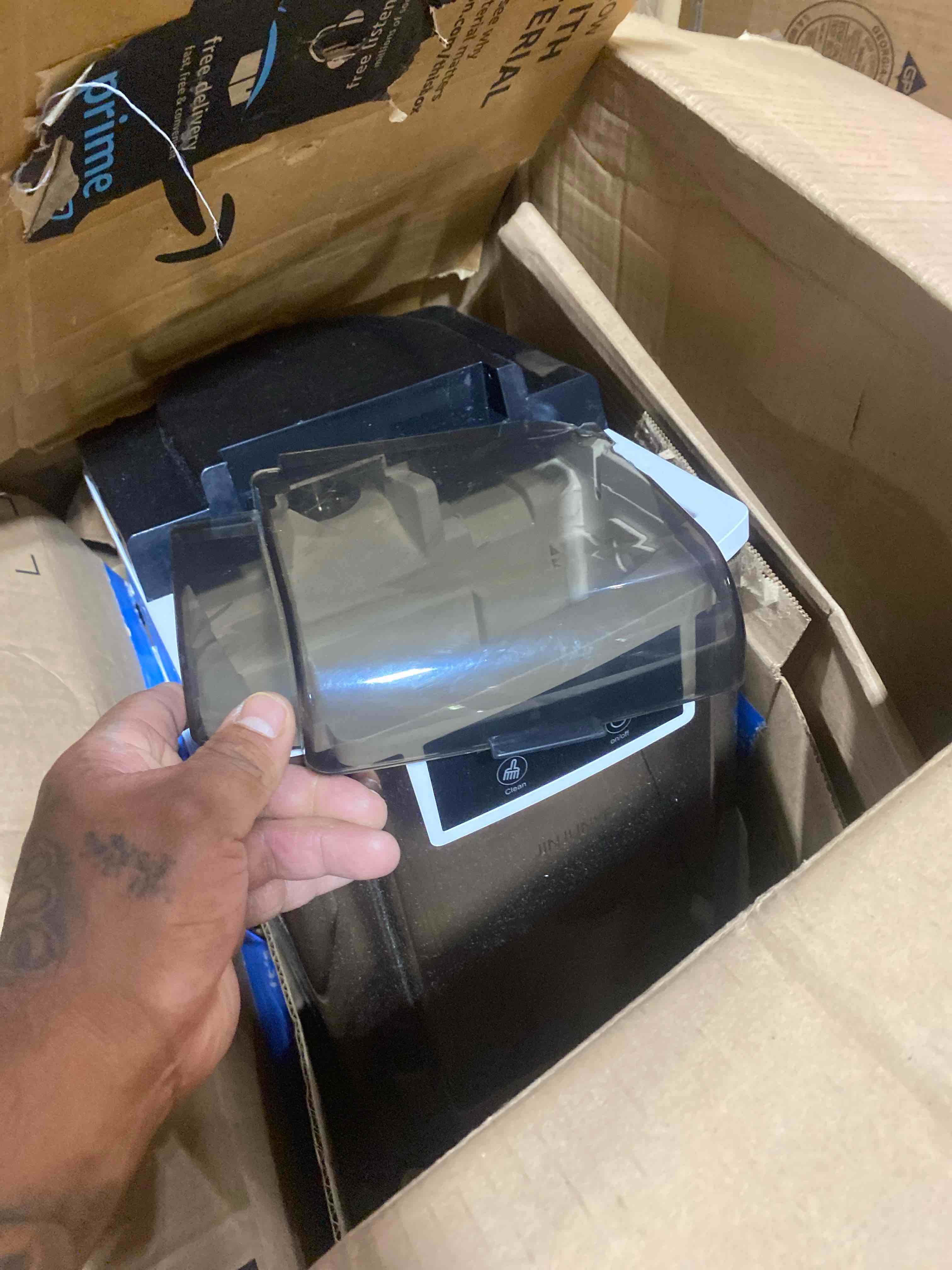 https://s3.amazonaws.com/lotting-images-prod/phillipi/BRN1934372_1752072668646.jpeg
