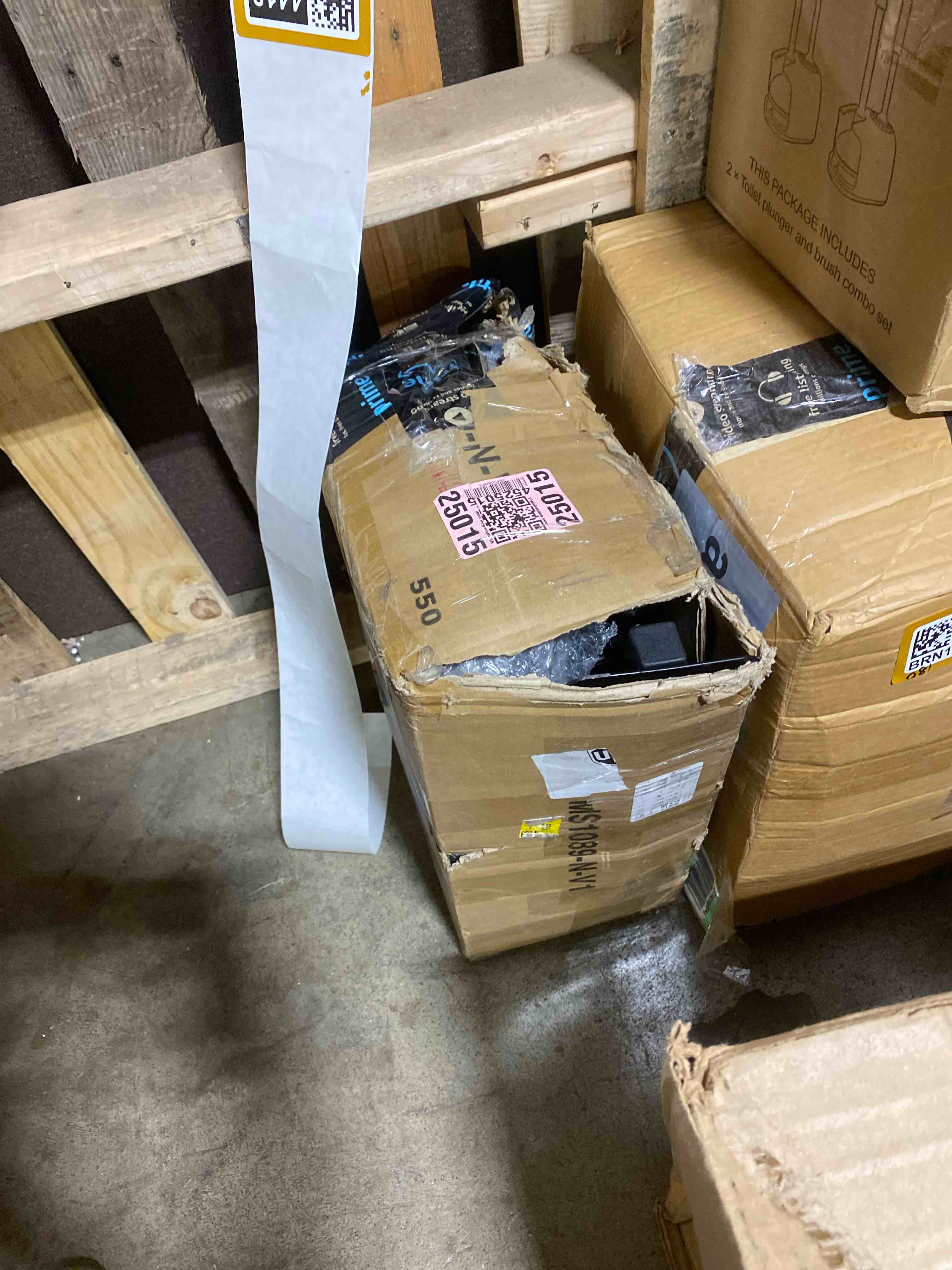 https://s3.amazonaws.com/lotting-images-prod/phillipi/BRN1934418_1752080564844.jpeg