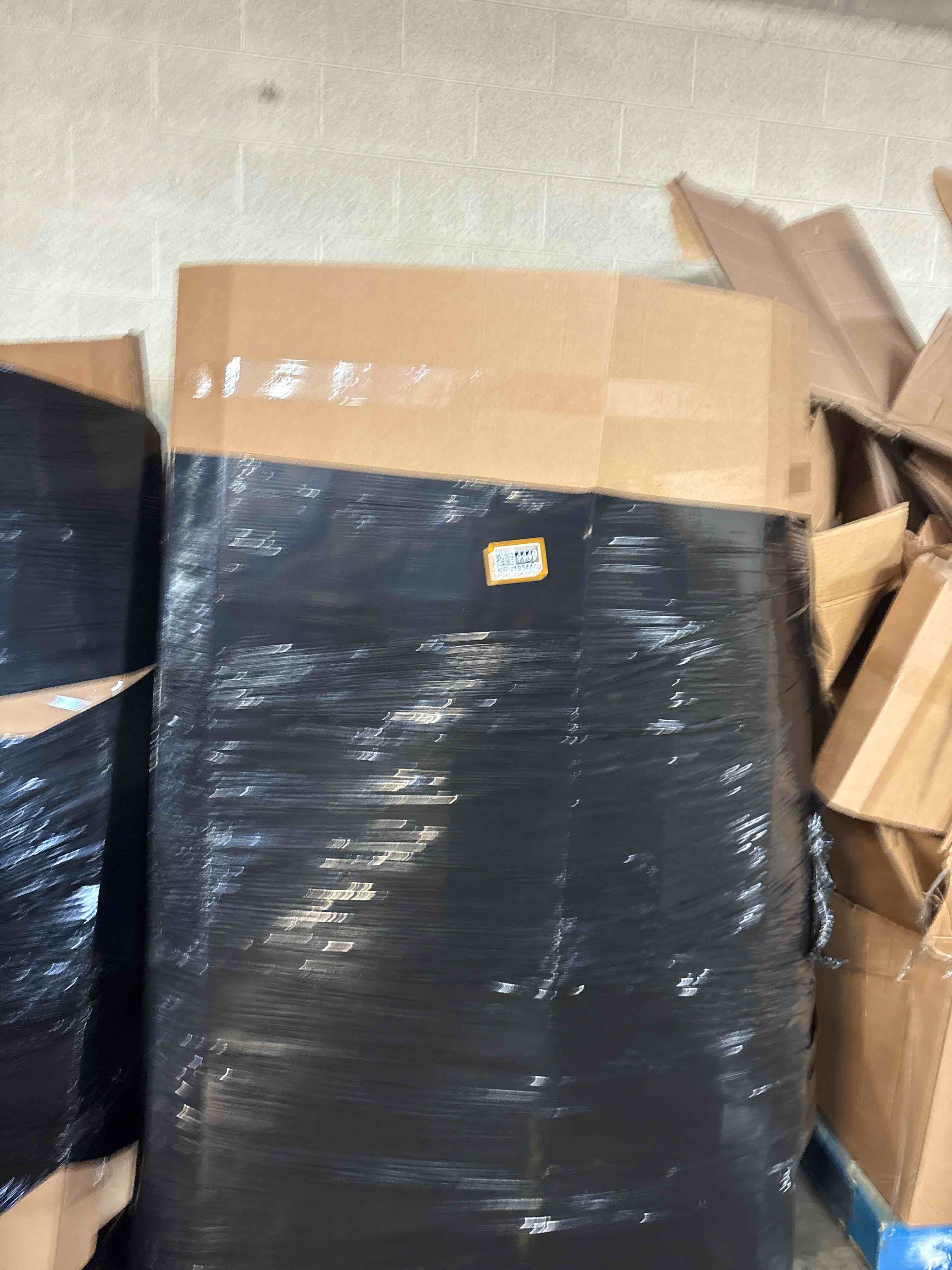 https://s3.amazonaws.com/lotting-images-prod/phillipi/BRN1934449_1752253471181.jpeg