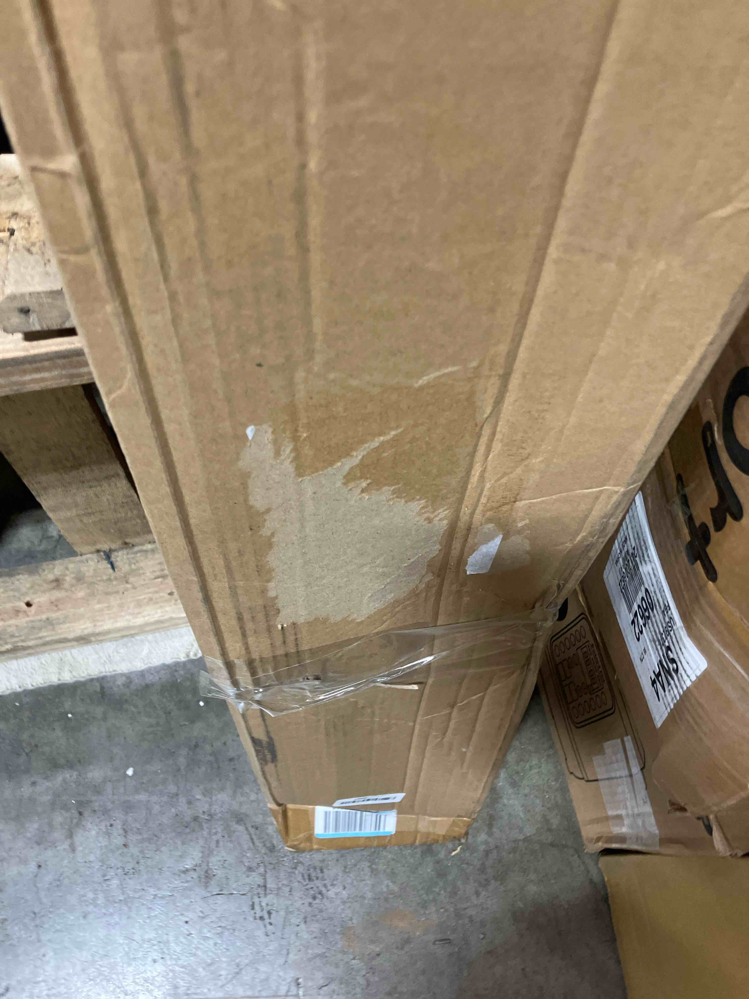https://s3.amazonaws.com/lotting-images-prod/phillipi/BRN1934628_1753800676094.jpeg
