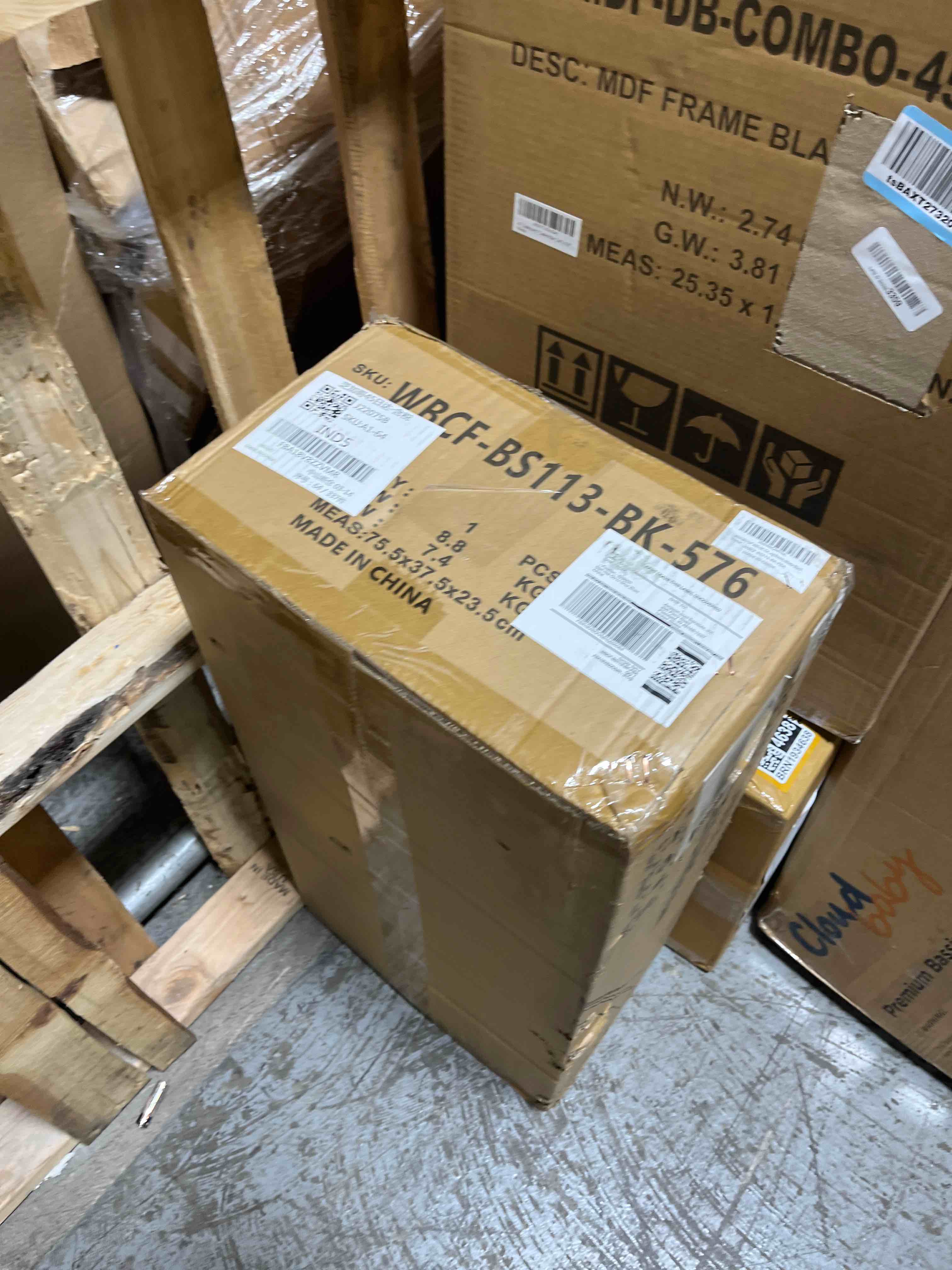 https://s3.amazonaws.com/lotting-images-prod/phillipi/BRN1934645_1753808931972.jpeg