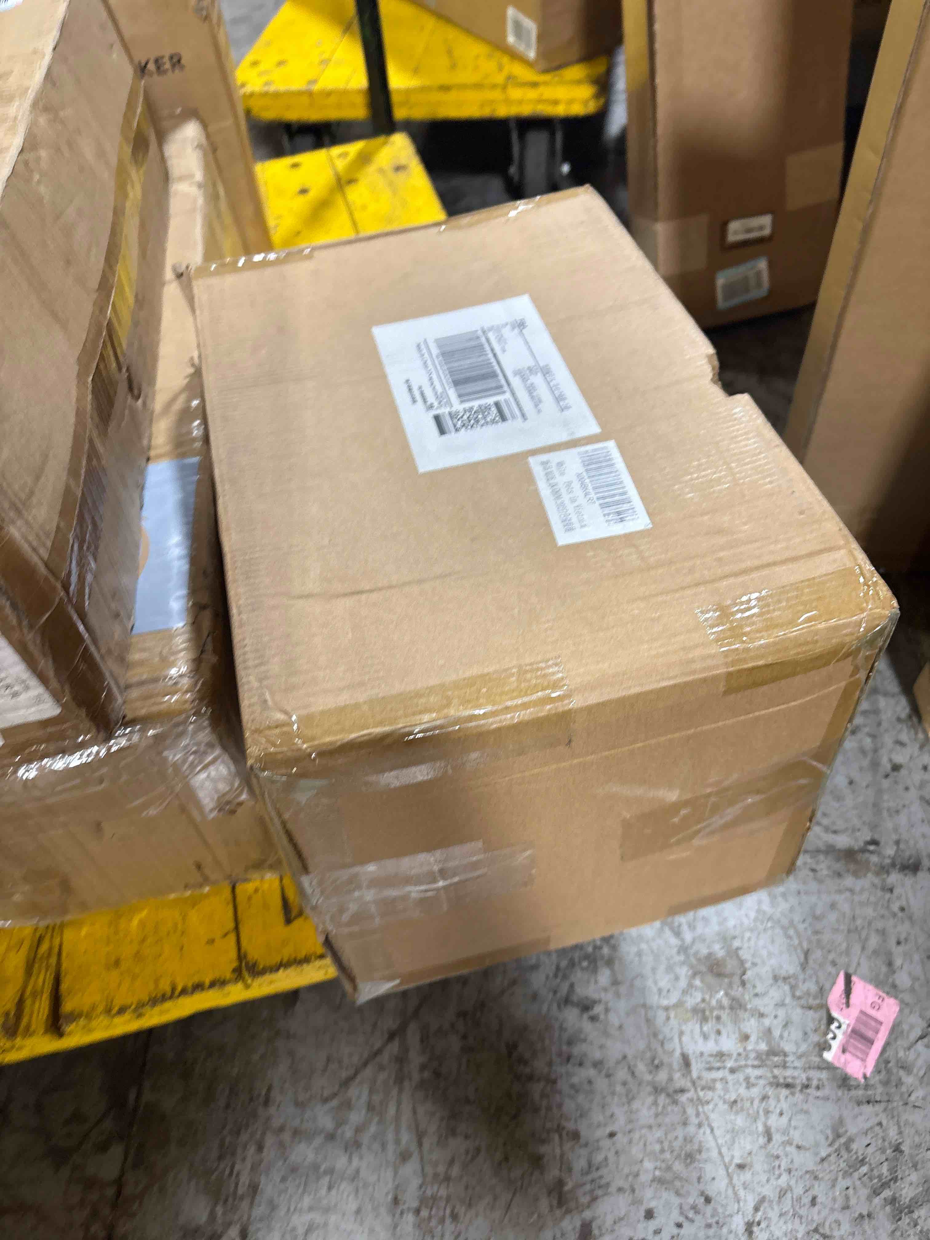 https://s3.amazonaws.com/lotting-images-prod/phillipi/BRN1934734_1753900115043.jpeg