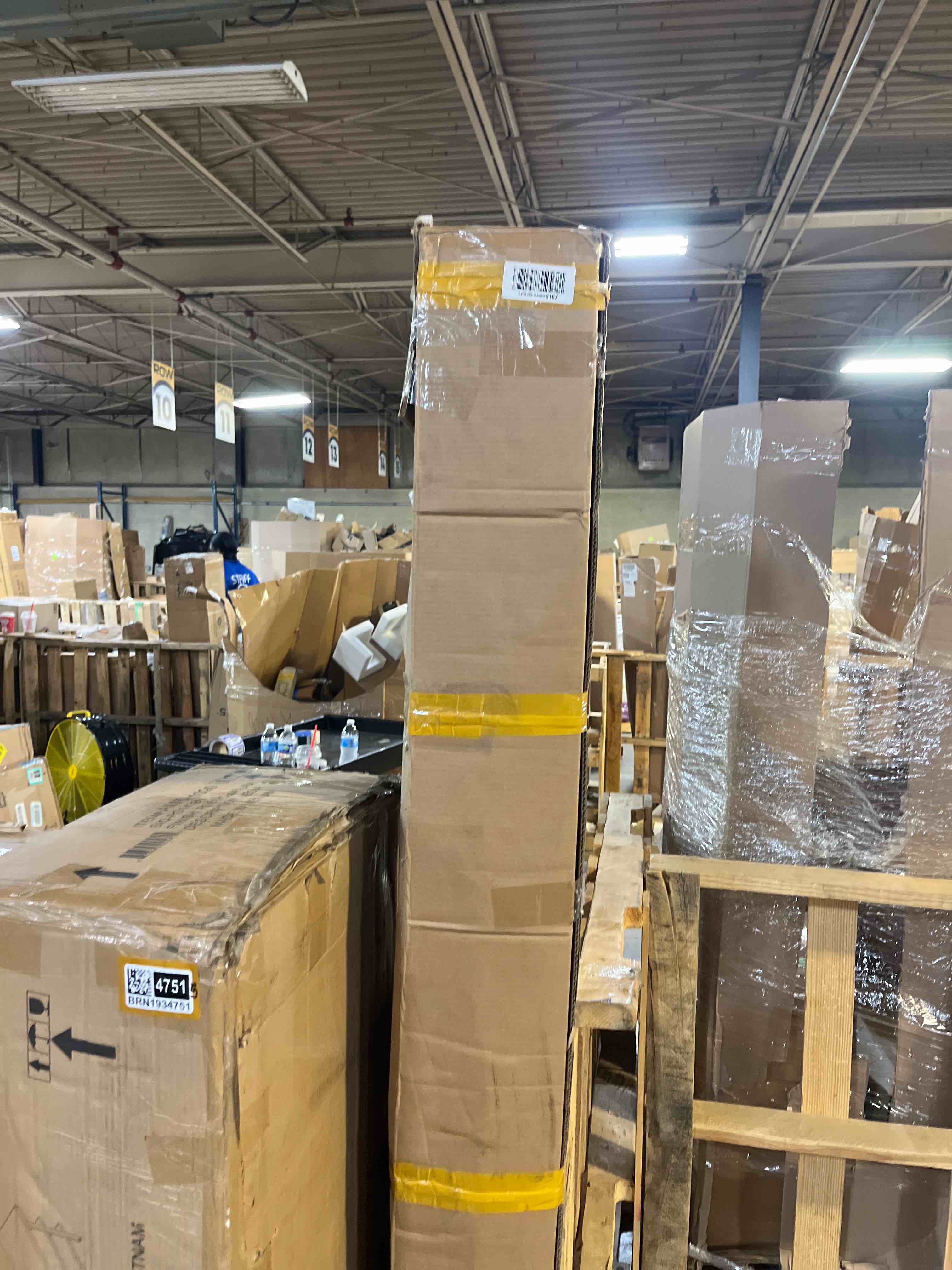 https://s3.amazonaws.com/lotting-images-prod/phillipi/BRN1934749_1754419298462.jpeg