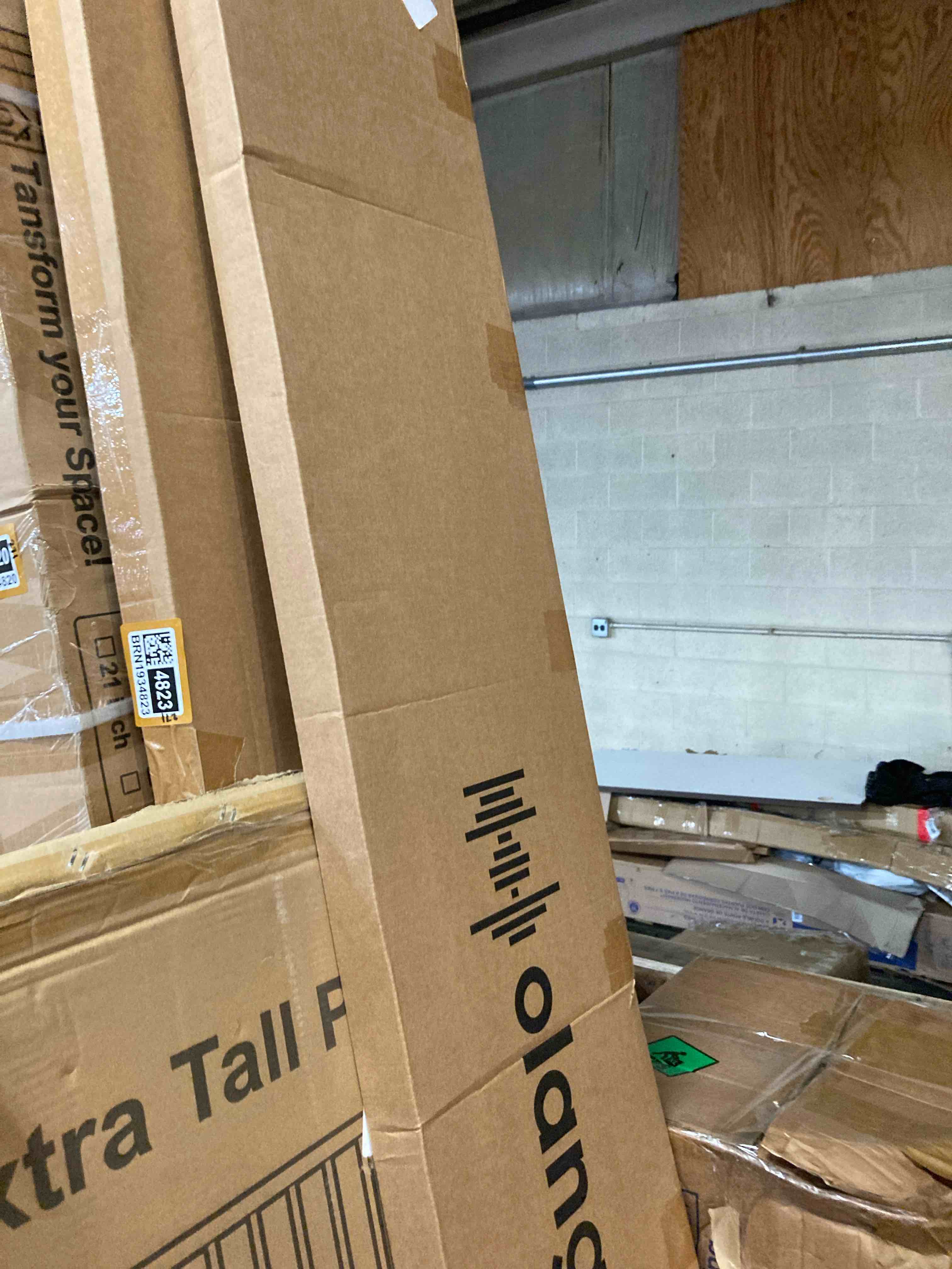 https://s3.amazonaws.com/lotting-images-prod/phillipi/BRN1934826_1754504783495.jpeg