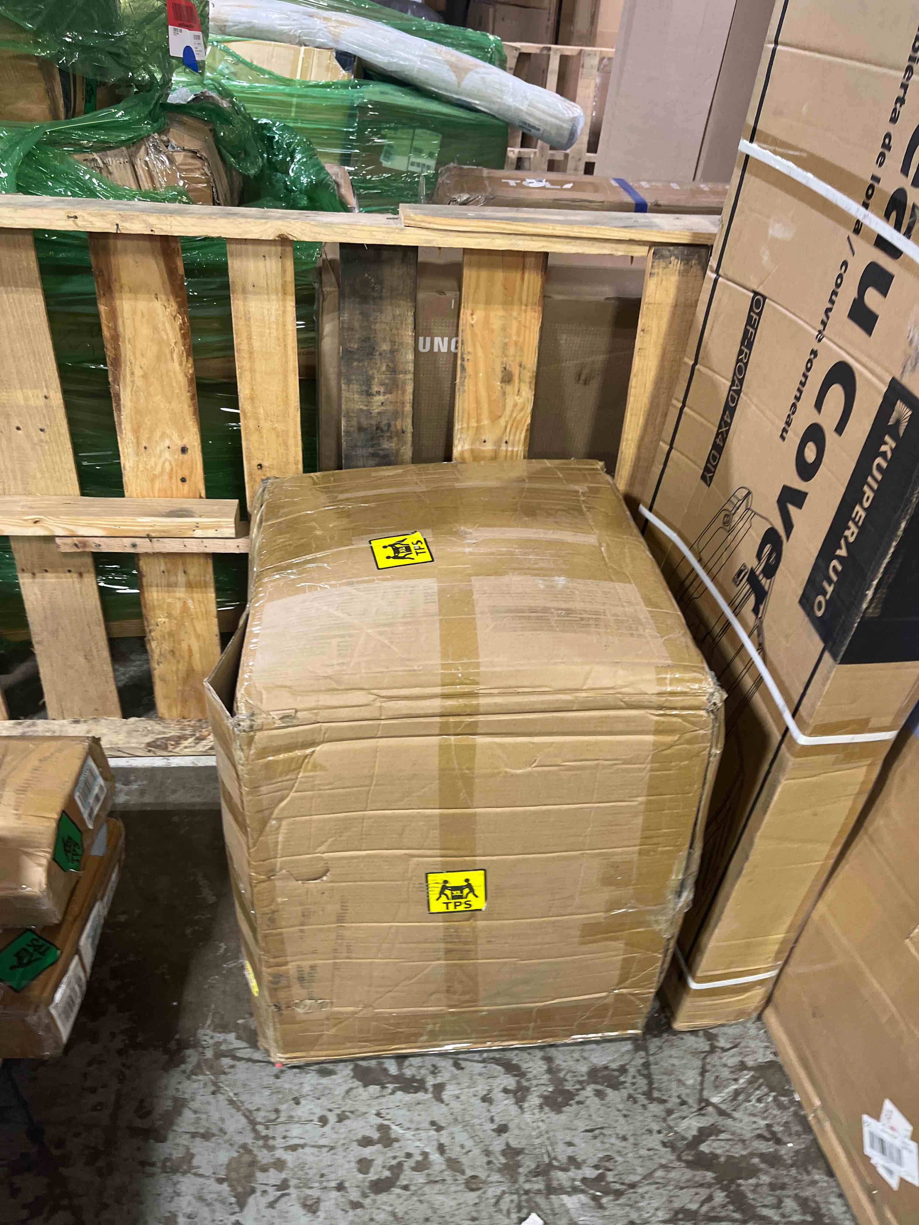 https://s3.amazonaws.com/lotting-images-prod/phillipi/BRN1934906_1755179479508.jpeg