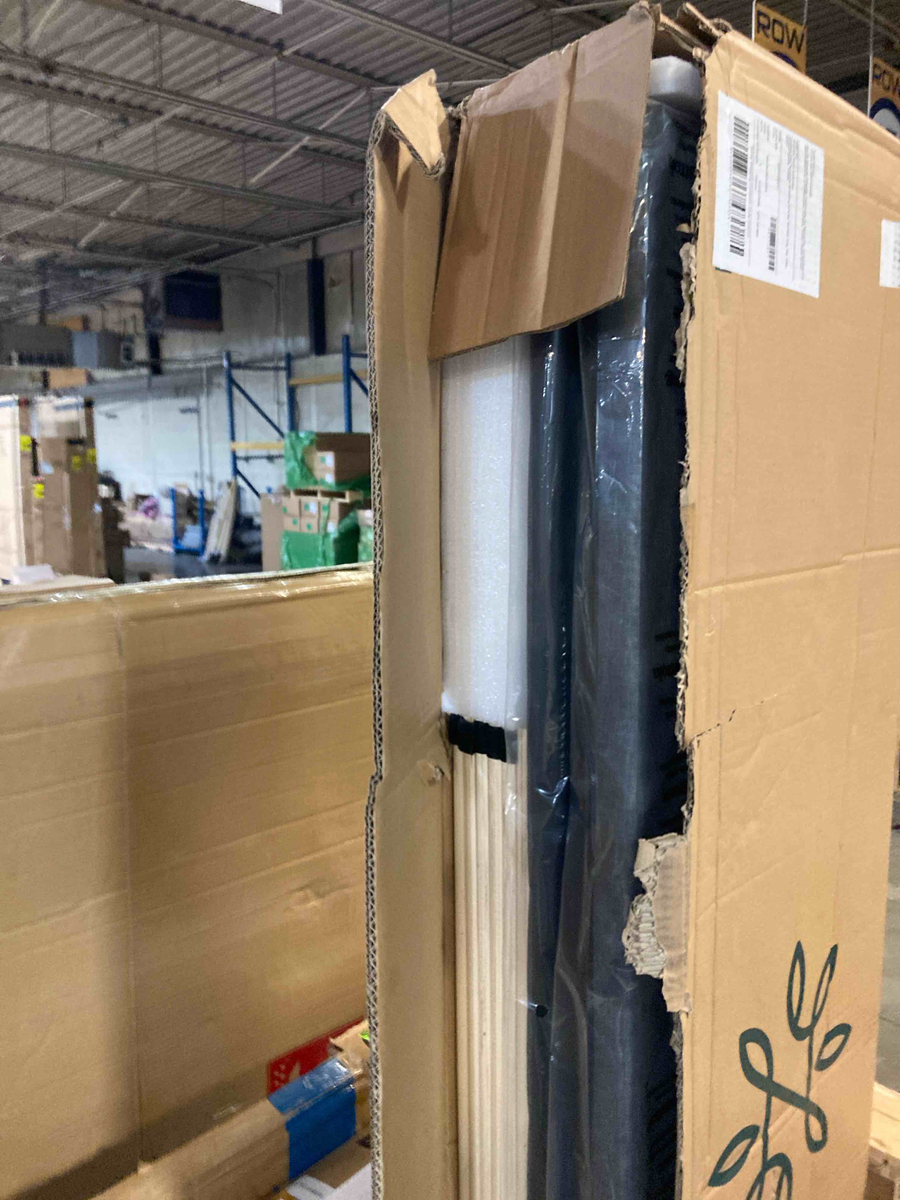 https://s3.amazonaws.com/lotting-images-prod/phillipi/BRN1934918_1755700394633.jpeg