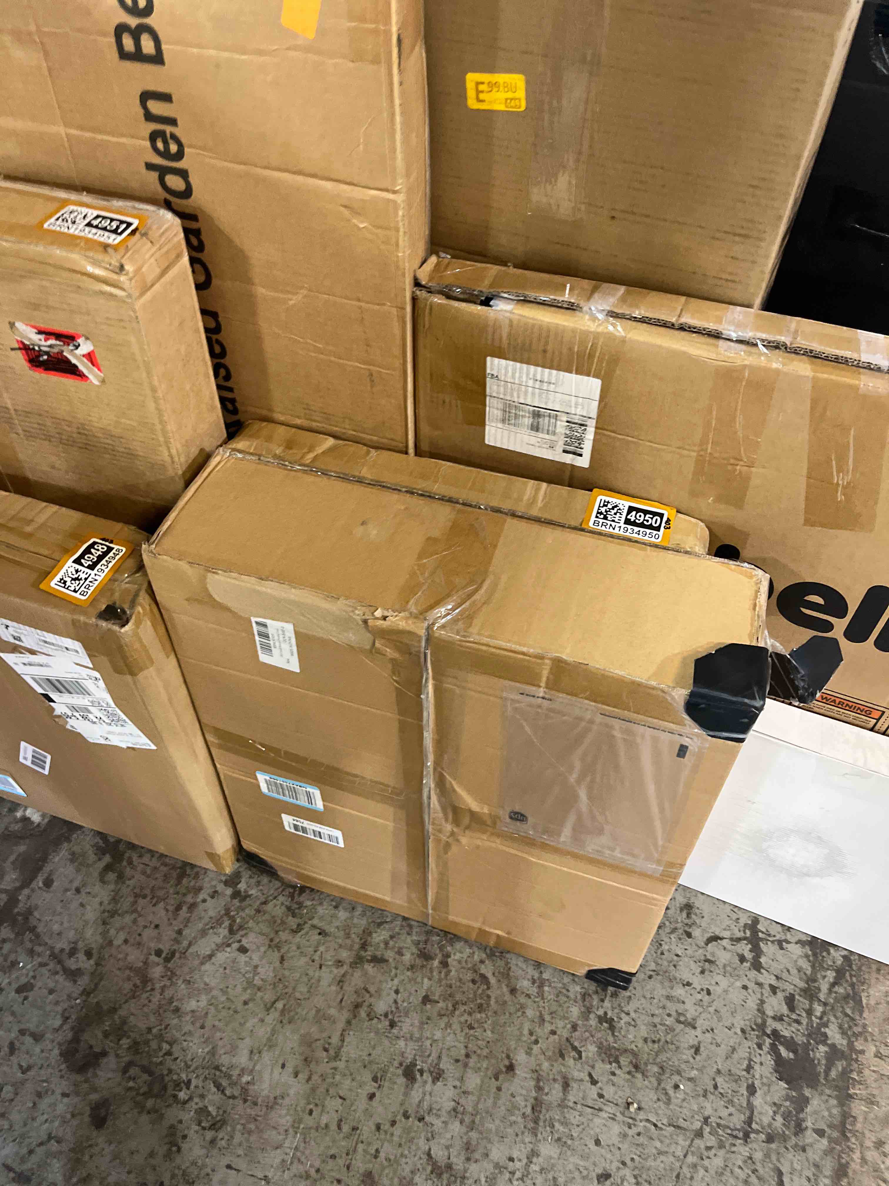 https://s3.amazonaws.com/lotting-images-prod/phillipi/BRN1934947_1756483244177.jpeg