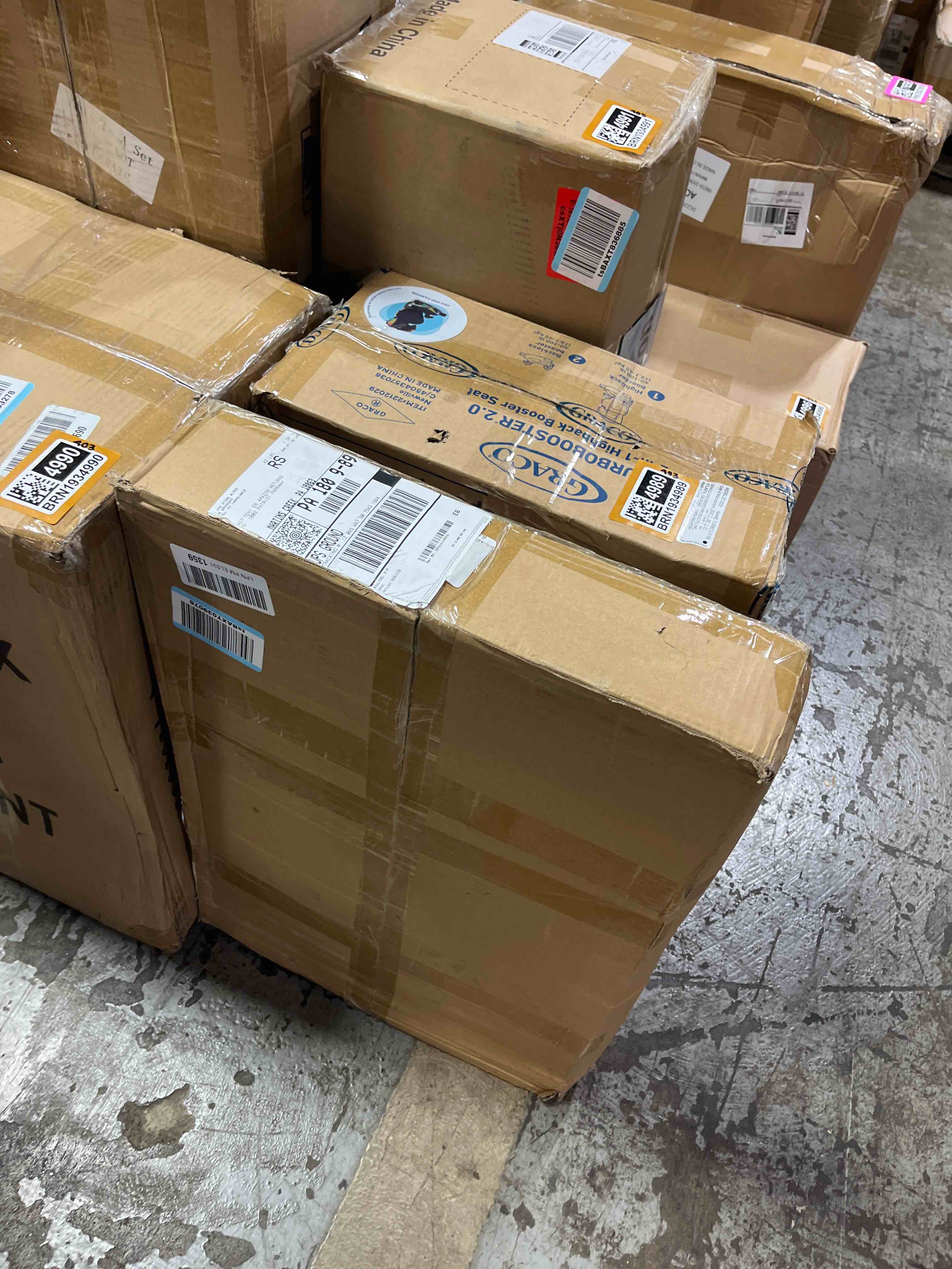 https://s3.amazonaws.com/lotting-images-prod/phillipi/BRN1934985_1756477191968.jpeg