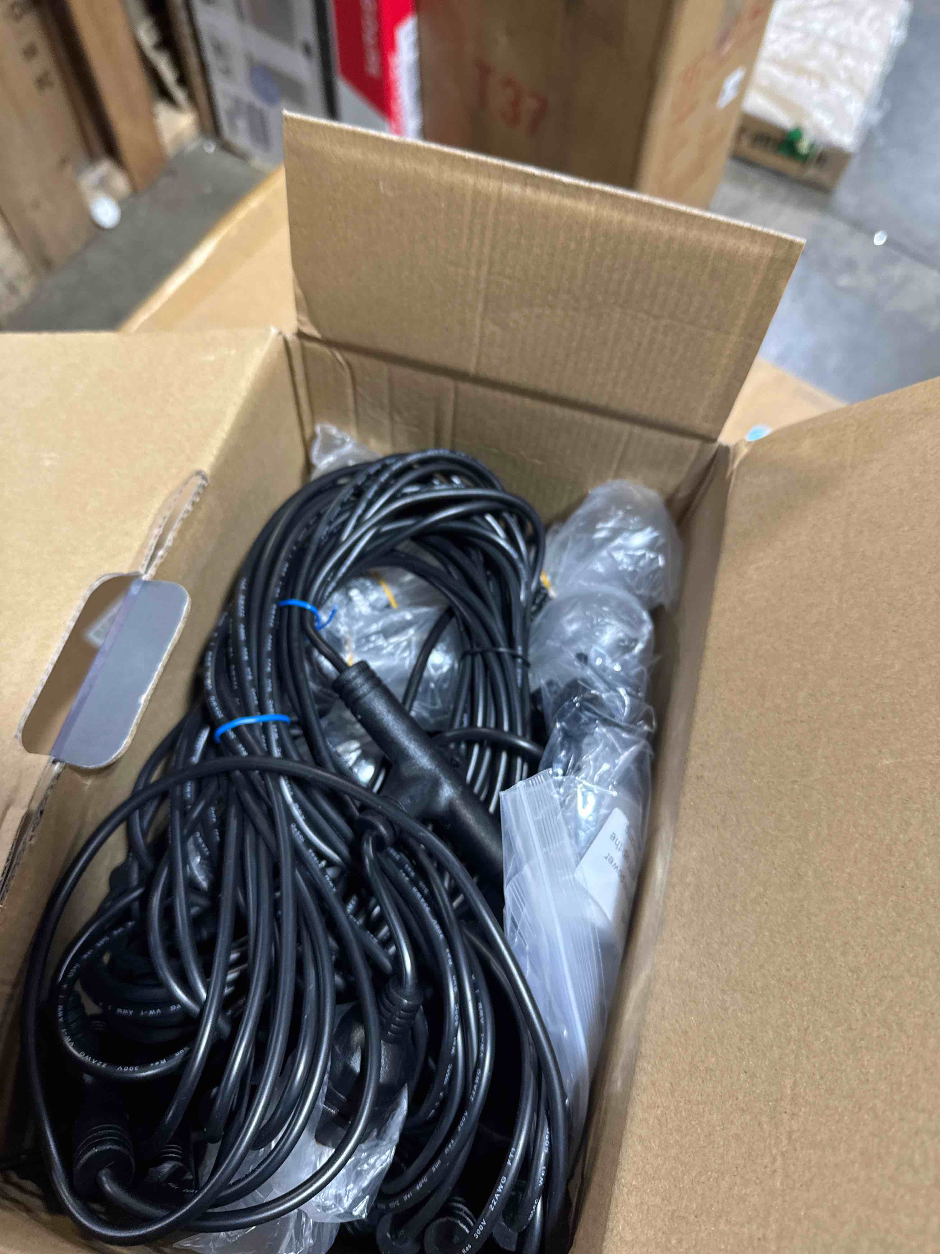 https://s3.amazonaws.com/lotting-images-prod/phillipi/BRN1935006_1756568058267.jpeg