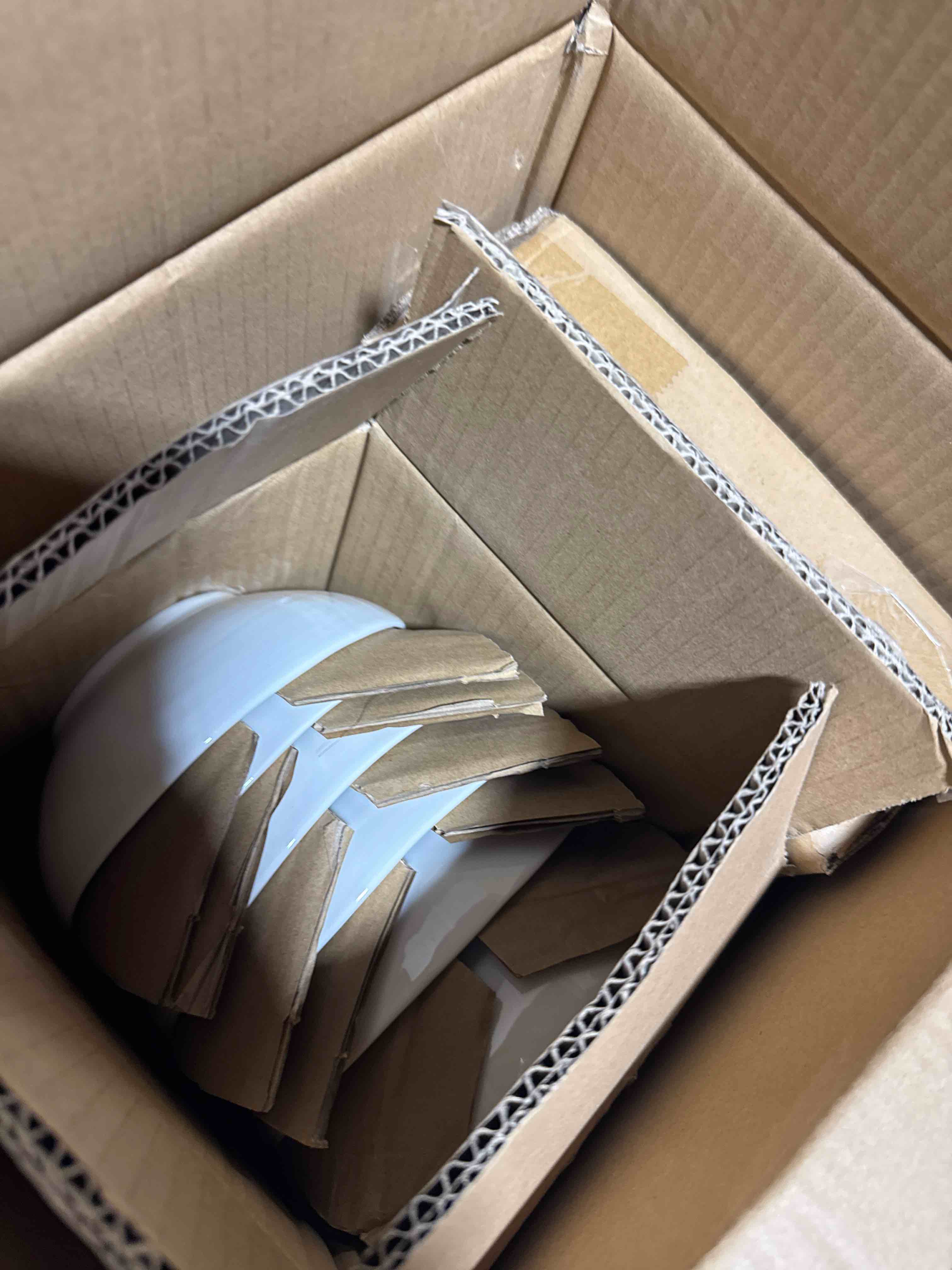 https://s3.amazonaws.com/lotting-images-prod/phillipi/BRN1935011_1756568614771.jpeg