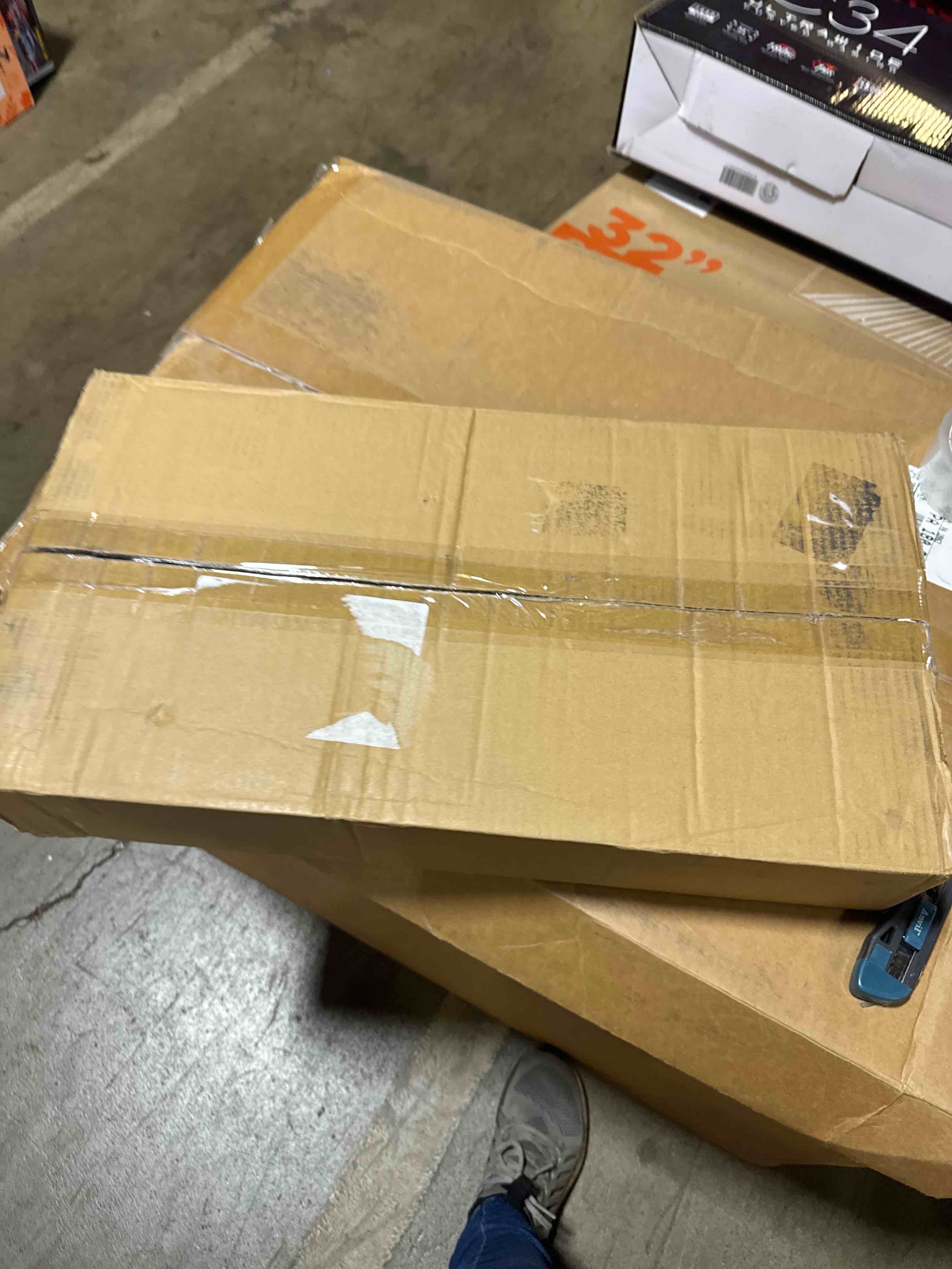 https://s3.amazonaws.com/lotting-images-prod/phillipi/BRN1935014_1756569052175.jpeg