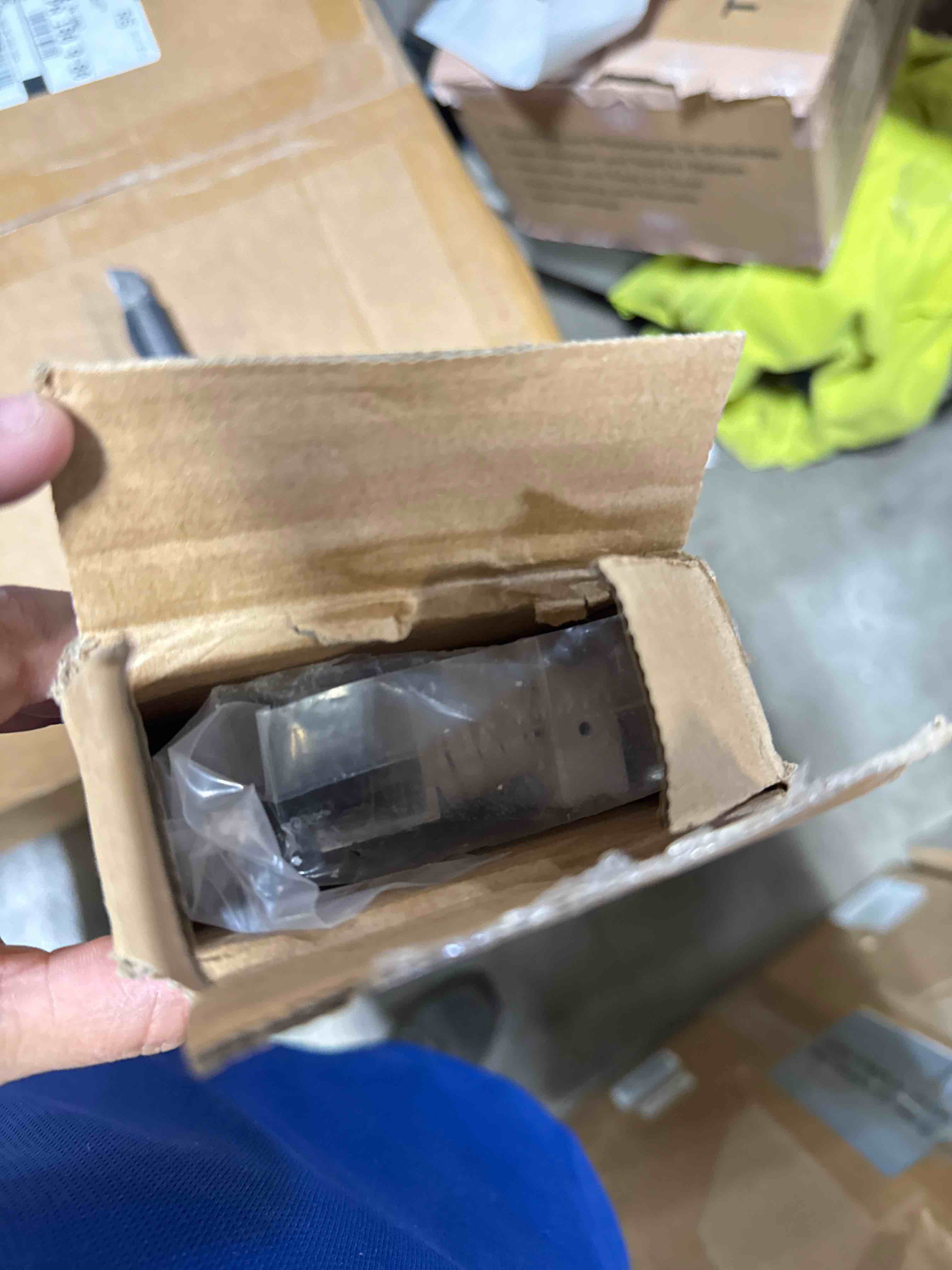 https://s3.amazonaws.com/lotting-images-prod/phillipi/BRN1935018_1756569575705.jpeg