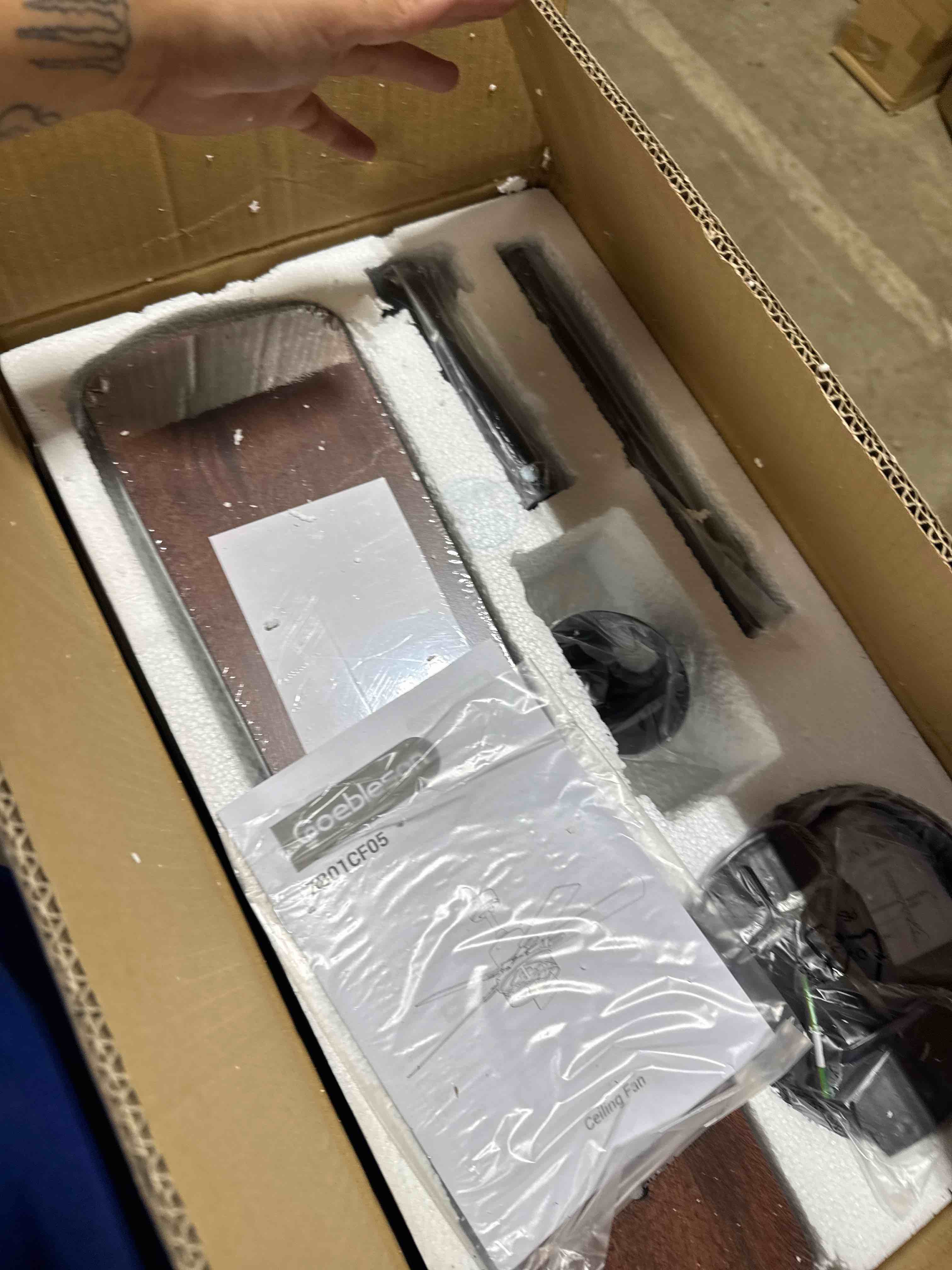 https://s3.amazonaws.com/lotting-images-prod/phillipi/BRN1935022_1756570478732.jpeg