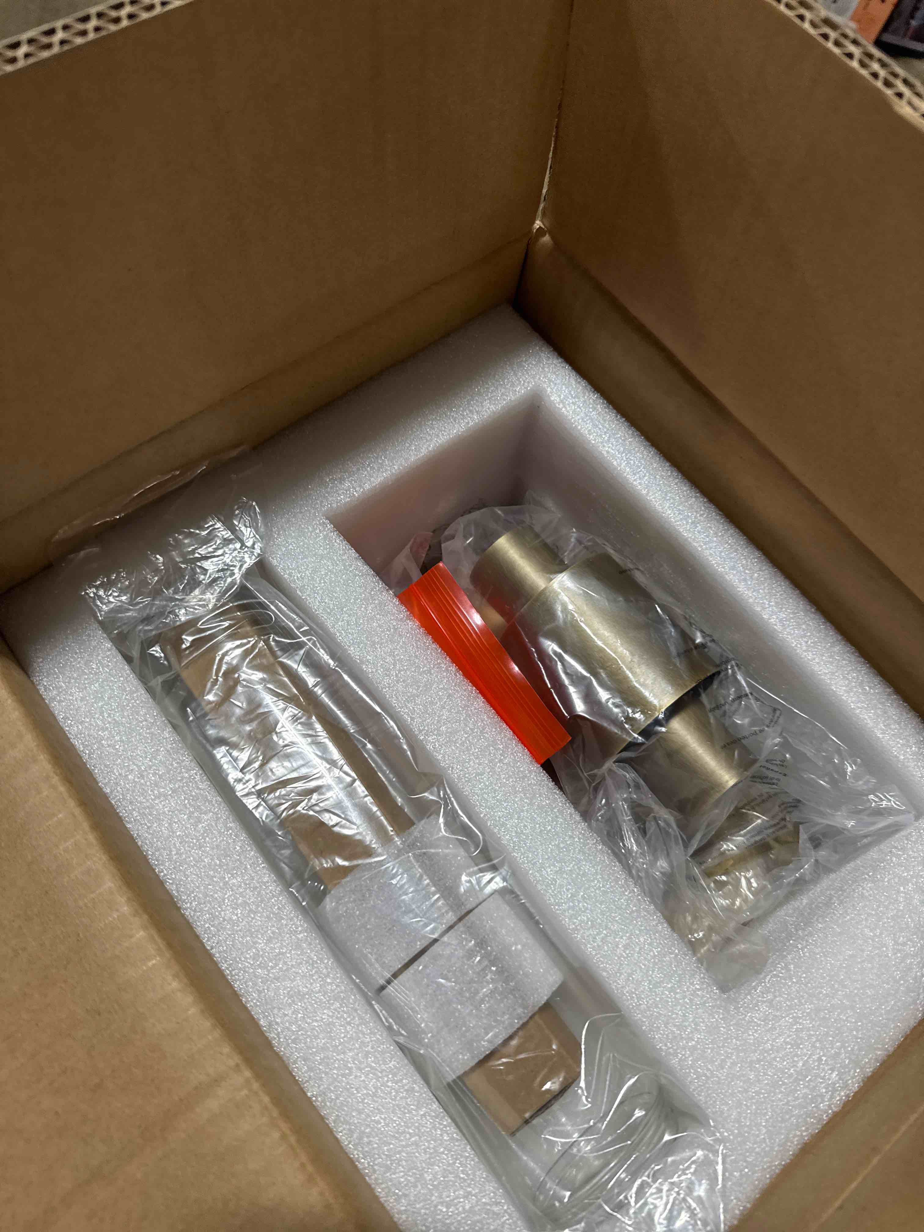 https://s3.amazonaws.com/lotting-images-prod/phillipi/BRN1935030_1756571197587.jpeg