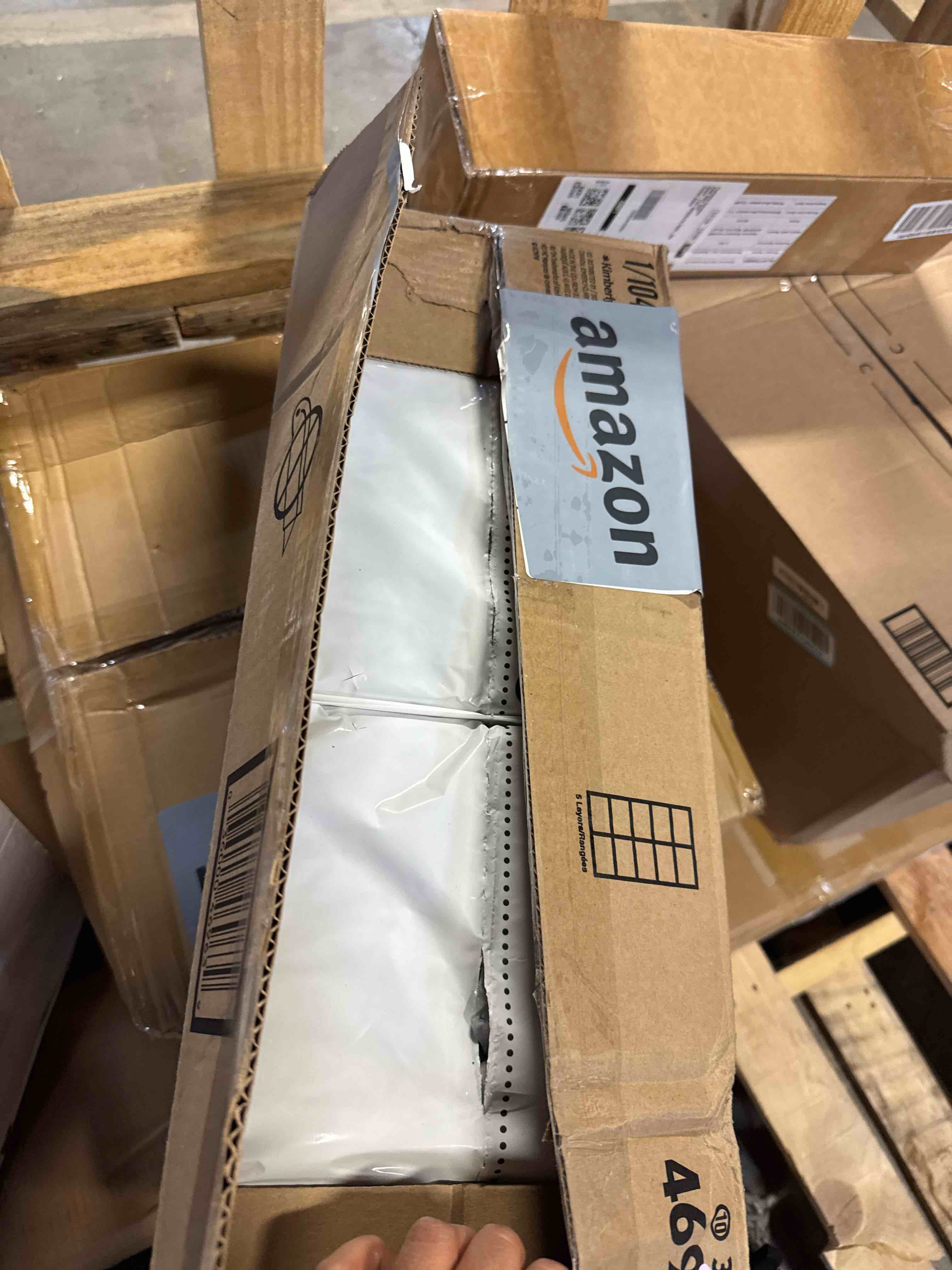 https://s3.amazonaws.com/lotting-images-prod/phillipi/BRN1935073_1756905620051.jpeg