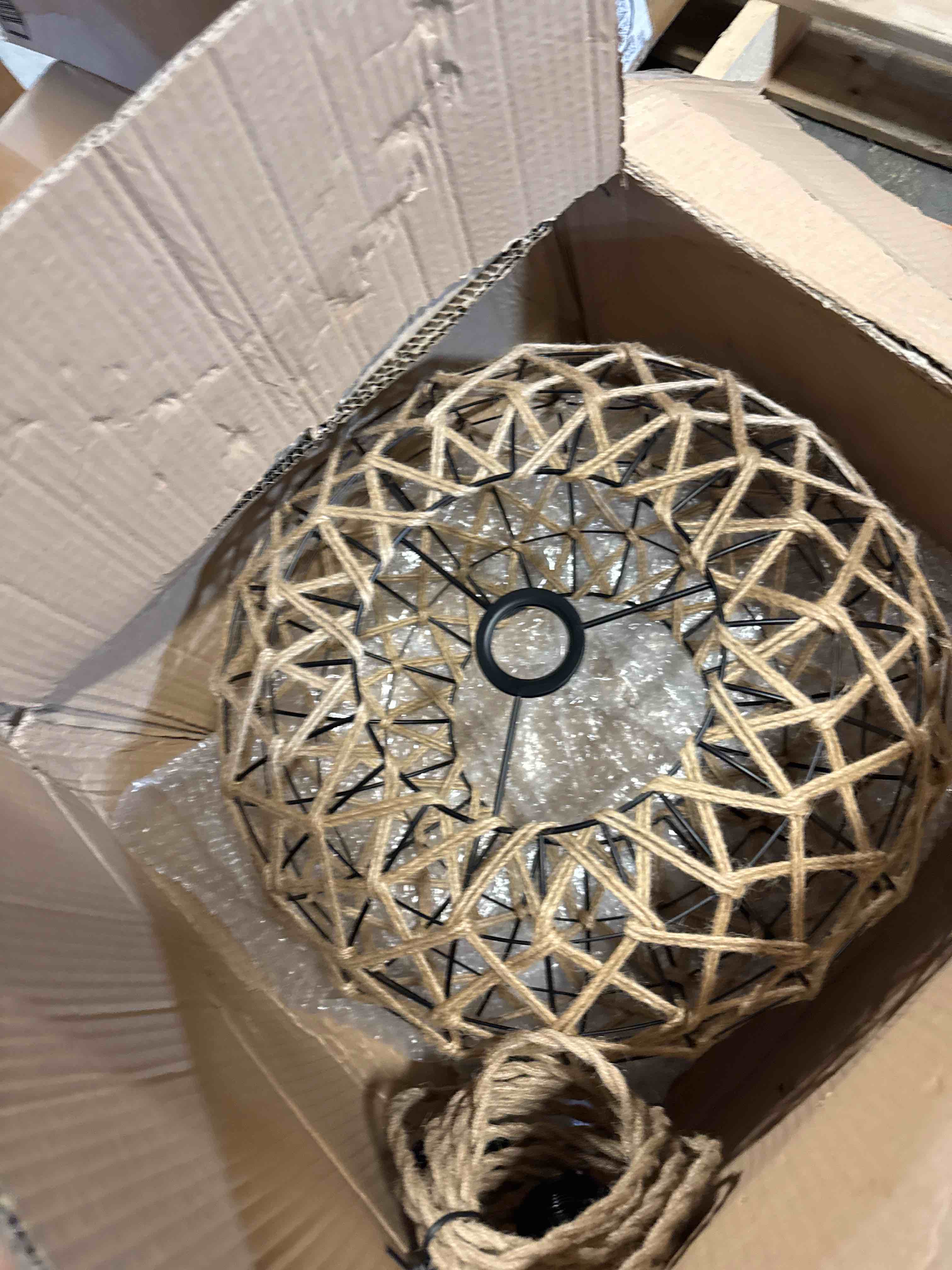 https://s3.amazonaws.com/lotting-images-prod/phillipi/BRN1935074_1756905751743.jpeg