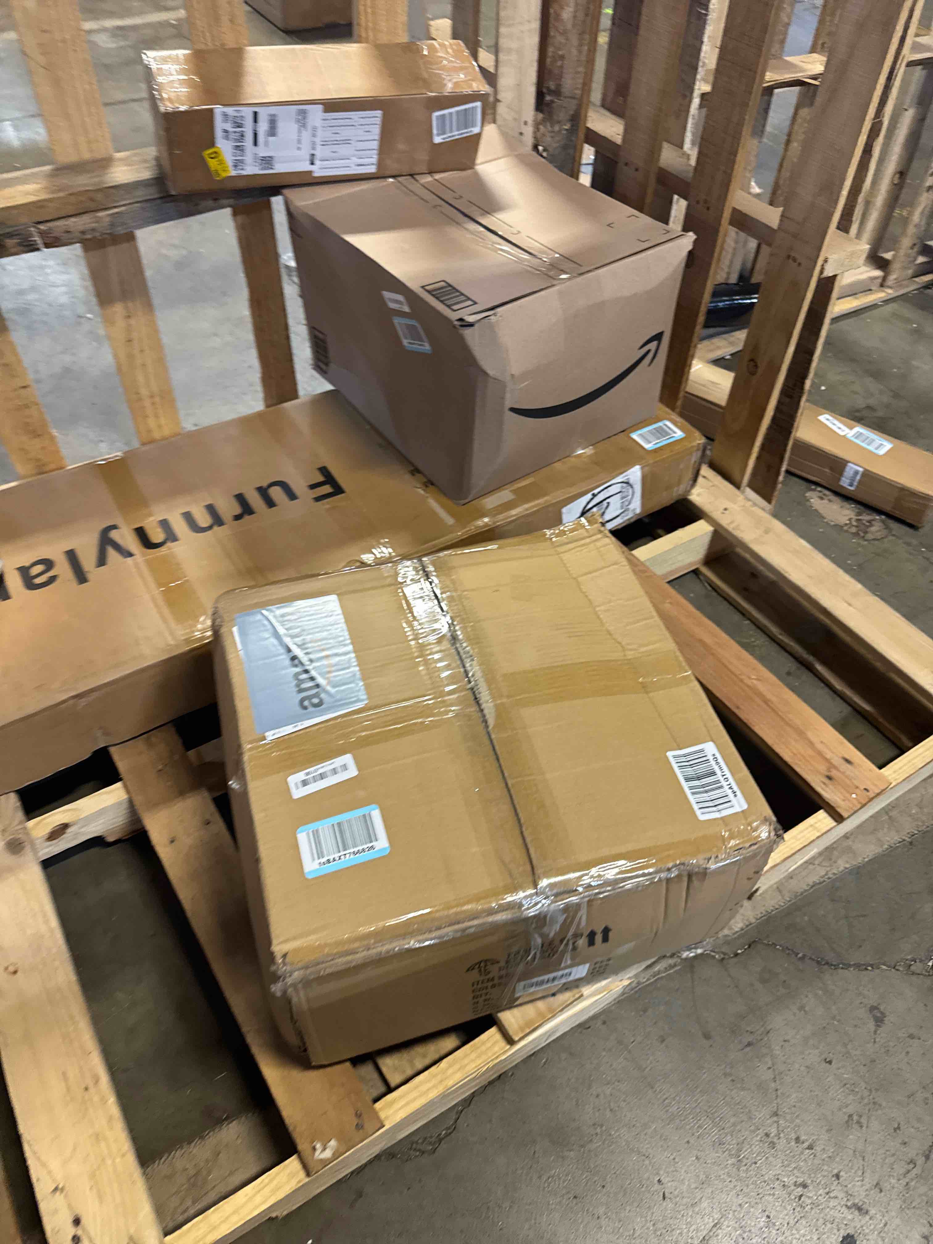 https://s3.amazonaws.com/lotting-images-prod/phillipi/BRN1935074_1756905765001.jpeg