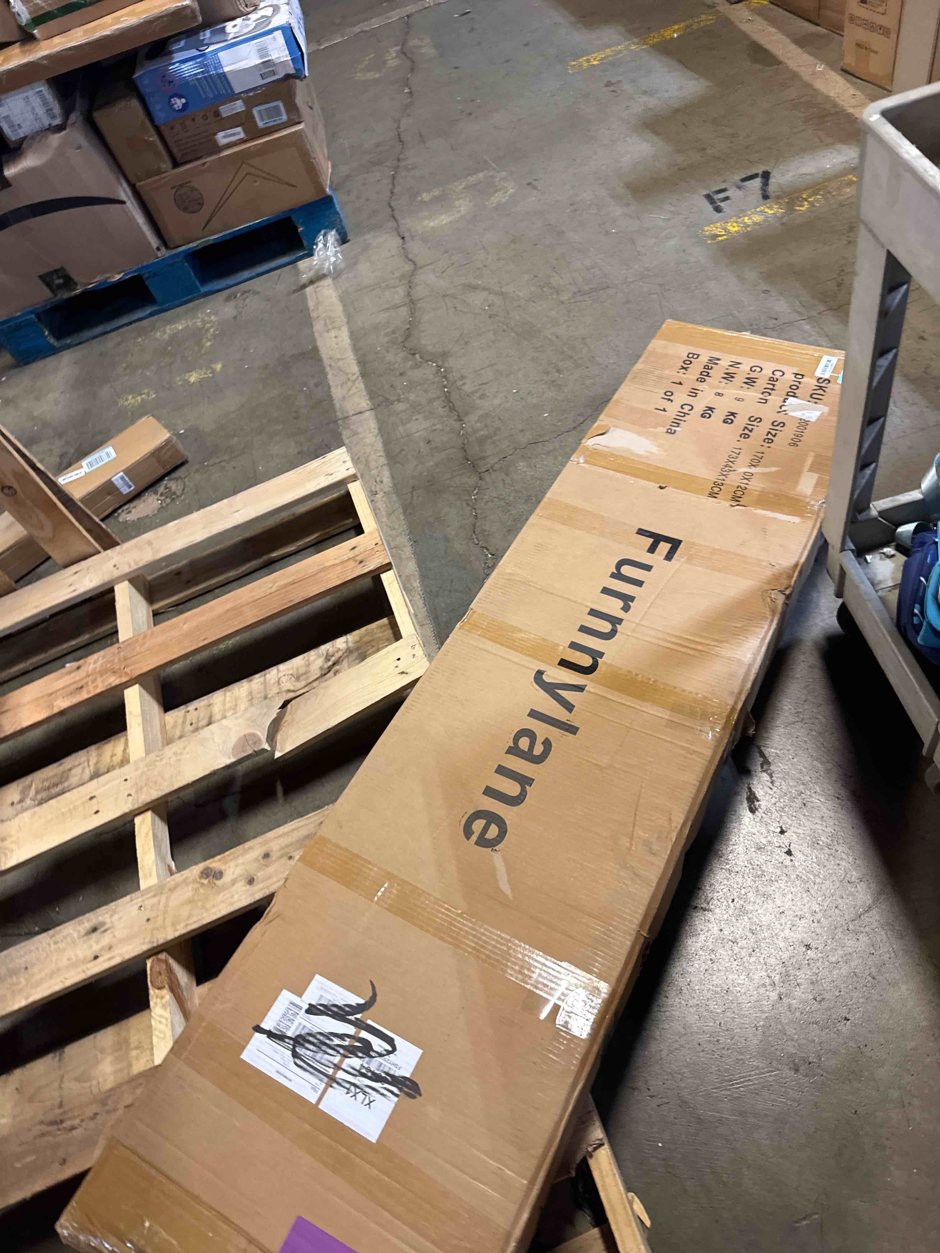 https://s3.amazonaws.com/lotting-images-prod/phillipi/BRN1935078_1756906488752.jpeg