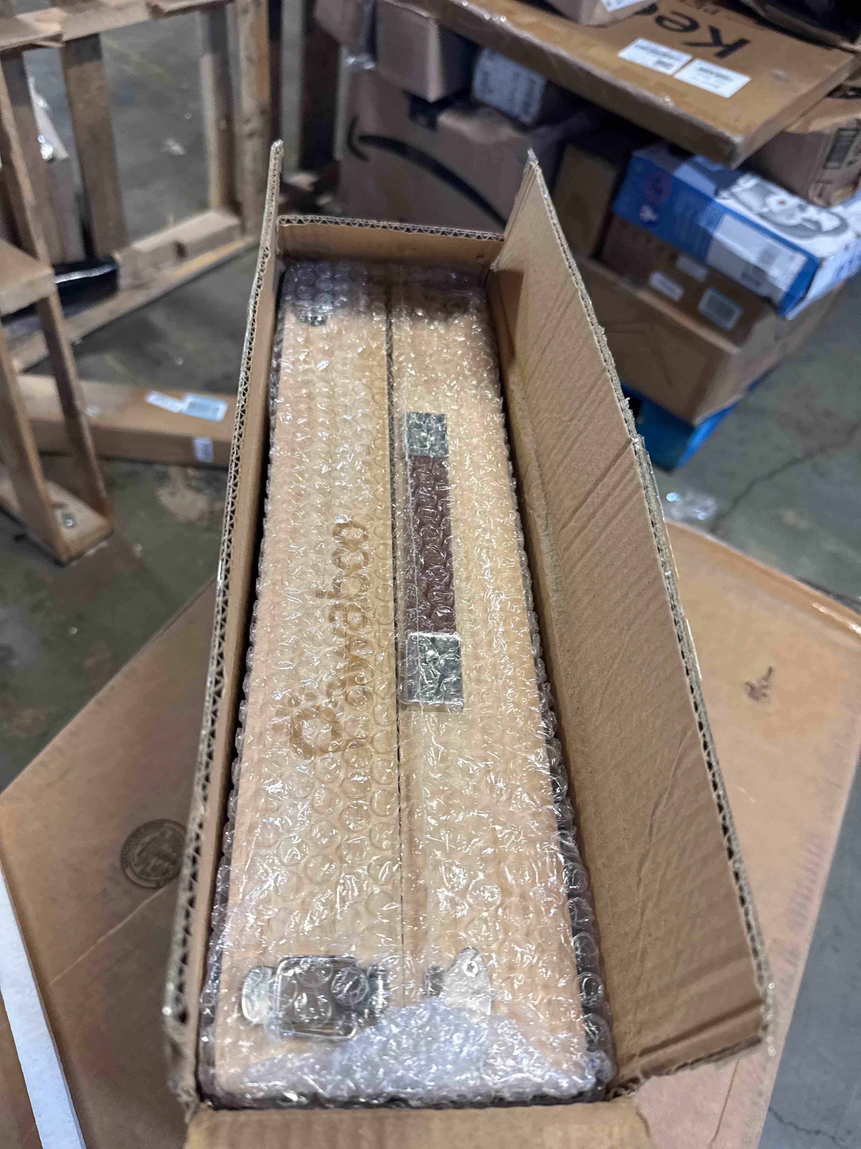 https://s3.amazonaws.com/lotting-images-prod/phillipi/BRN1935088_1756907832992.jpeg