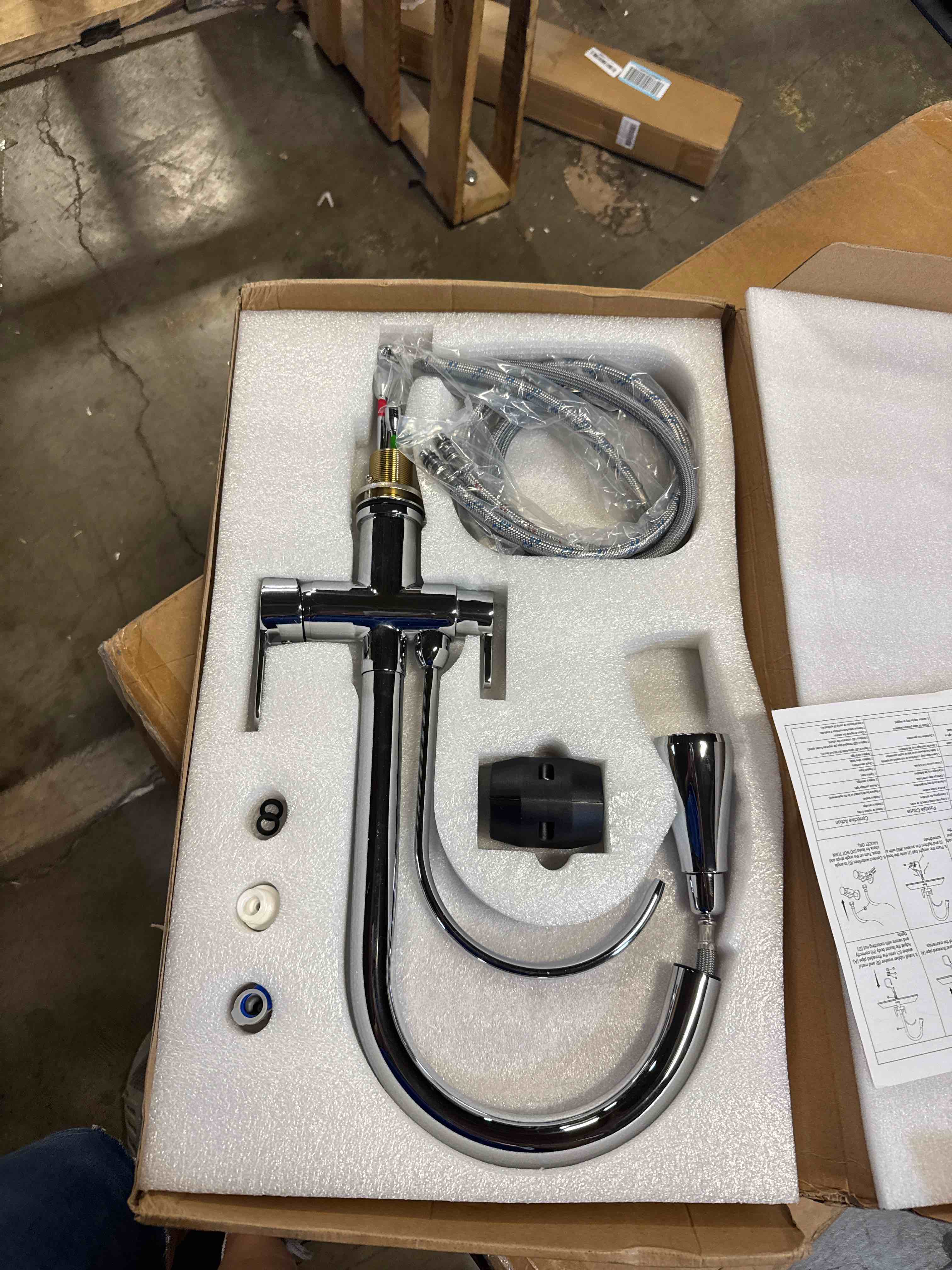 https://s3.amazonaws.com/lotting-images-prod/phillipi/BRN1935092_1756908399418.jpeg