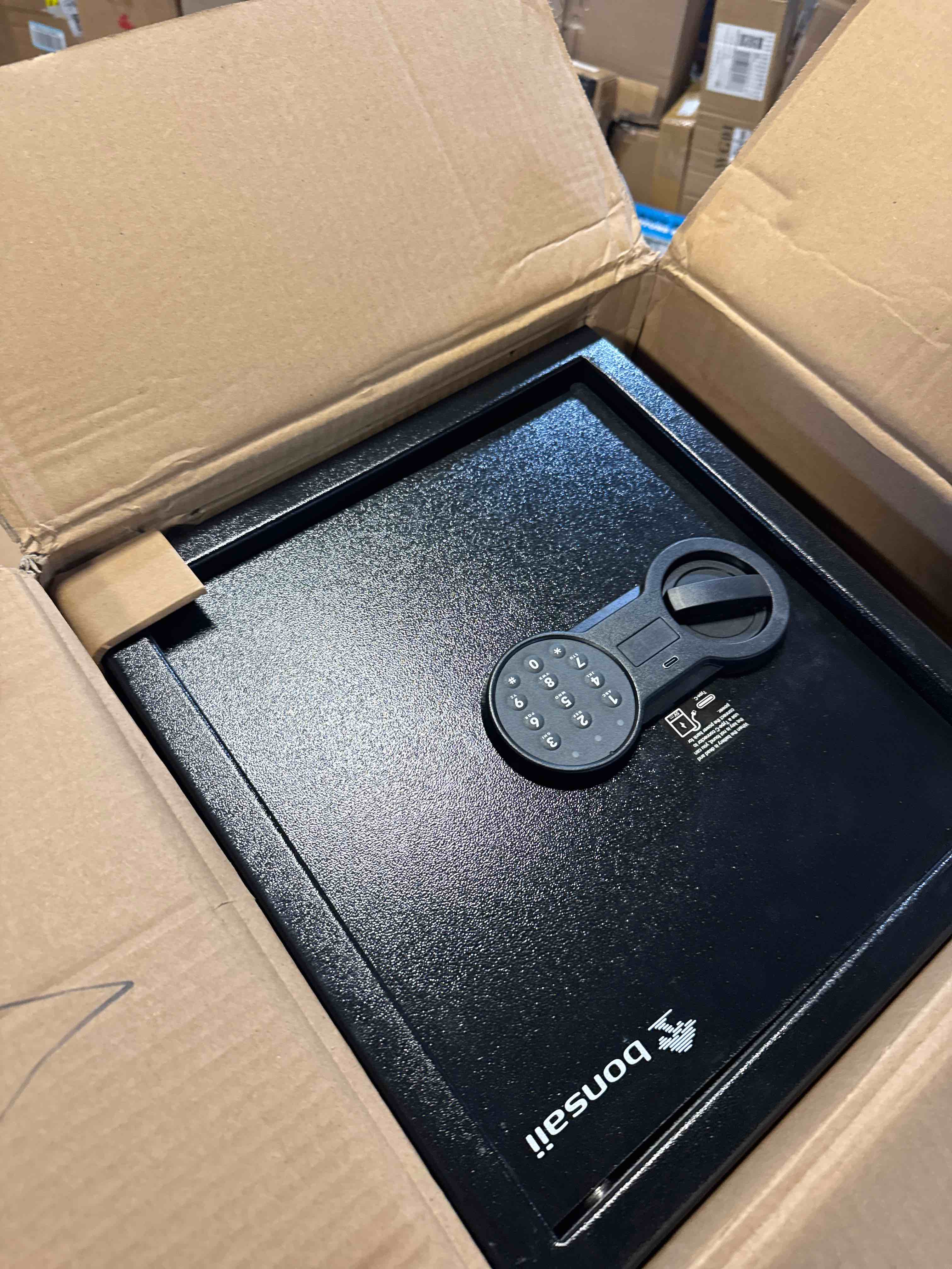 https://s3.amazonaws.com/lotting-images-prod/phillipi/BRN1935093_1756908510842.jpeg