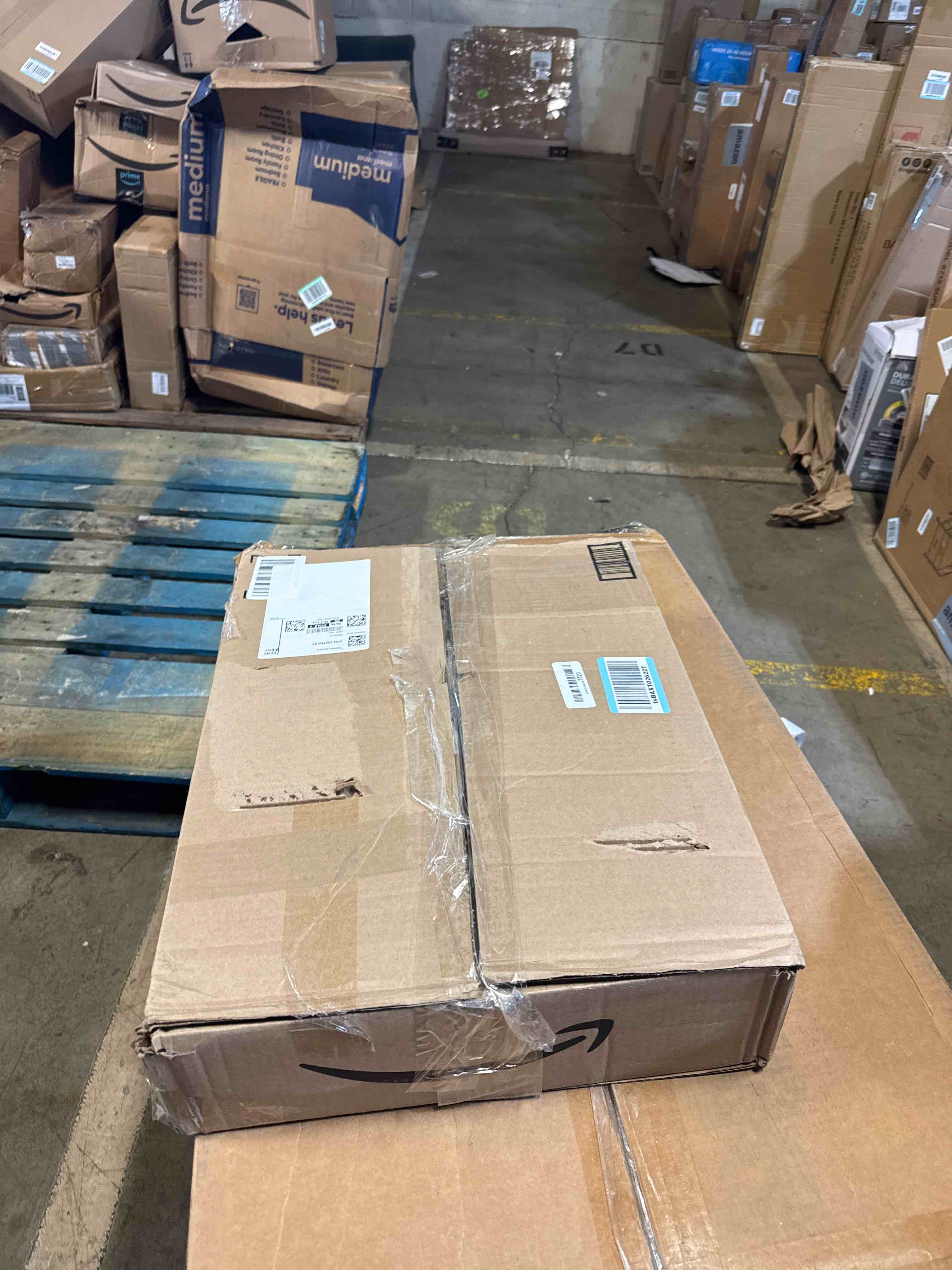 https://s3.amazonaws.com/lotting-images-prod/phillipi/BRN1935113_1756911657183.jpeg