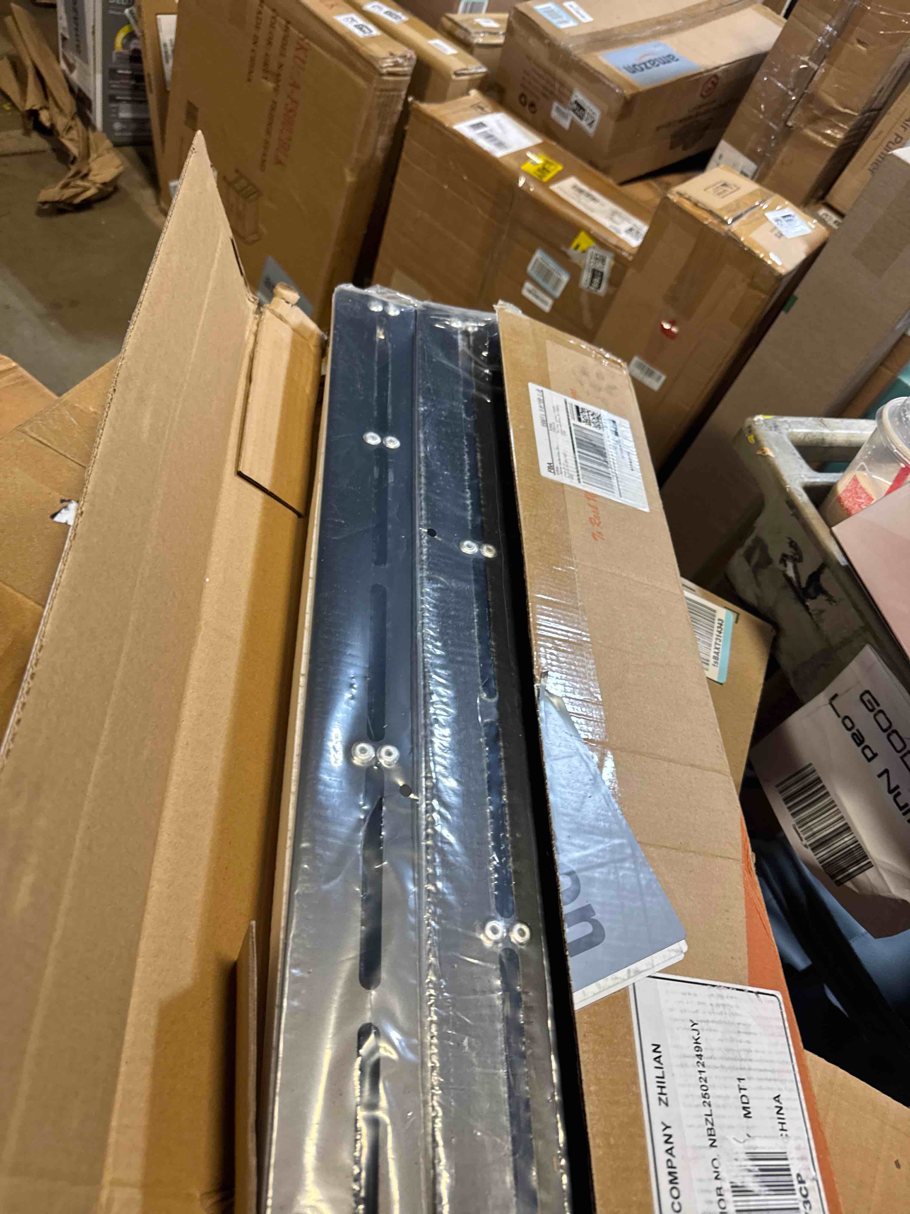 https://s3.amazonaws.com/lotting-images-prod/phillipi/BRN1935119_1756912711411.jpeg