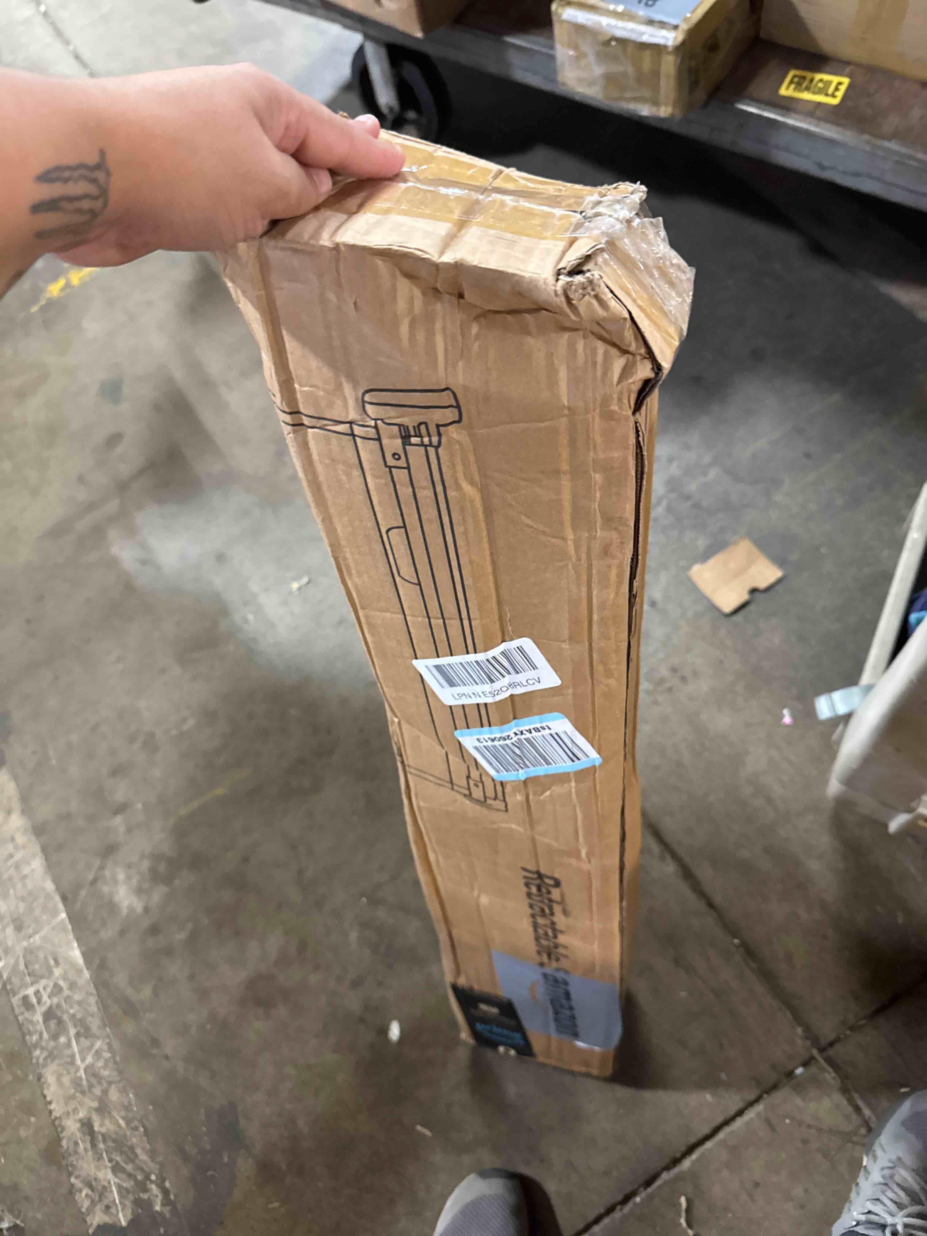 https://s3.amazonaws.com/lotting-images-prod/phillipi/BRN1935126_1757075180387.jpeg
