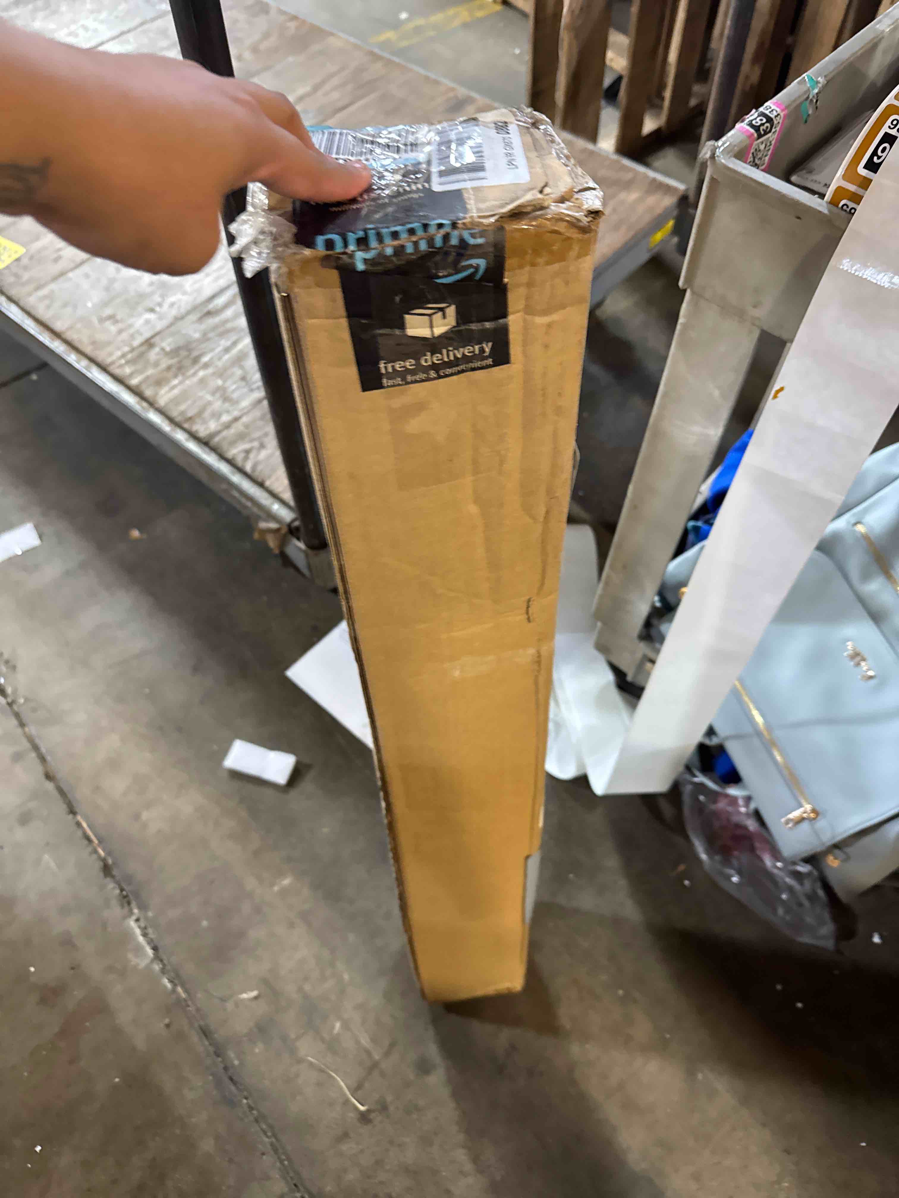 https://s3.amazonaws.com/lotting-images-prod/phillipi/BRN1935180_1757085170237.jpeg