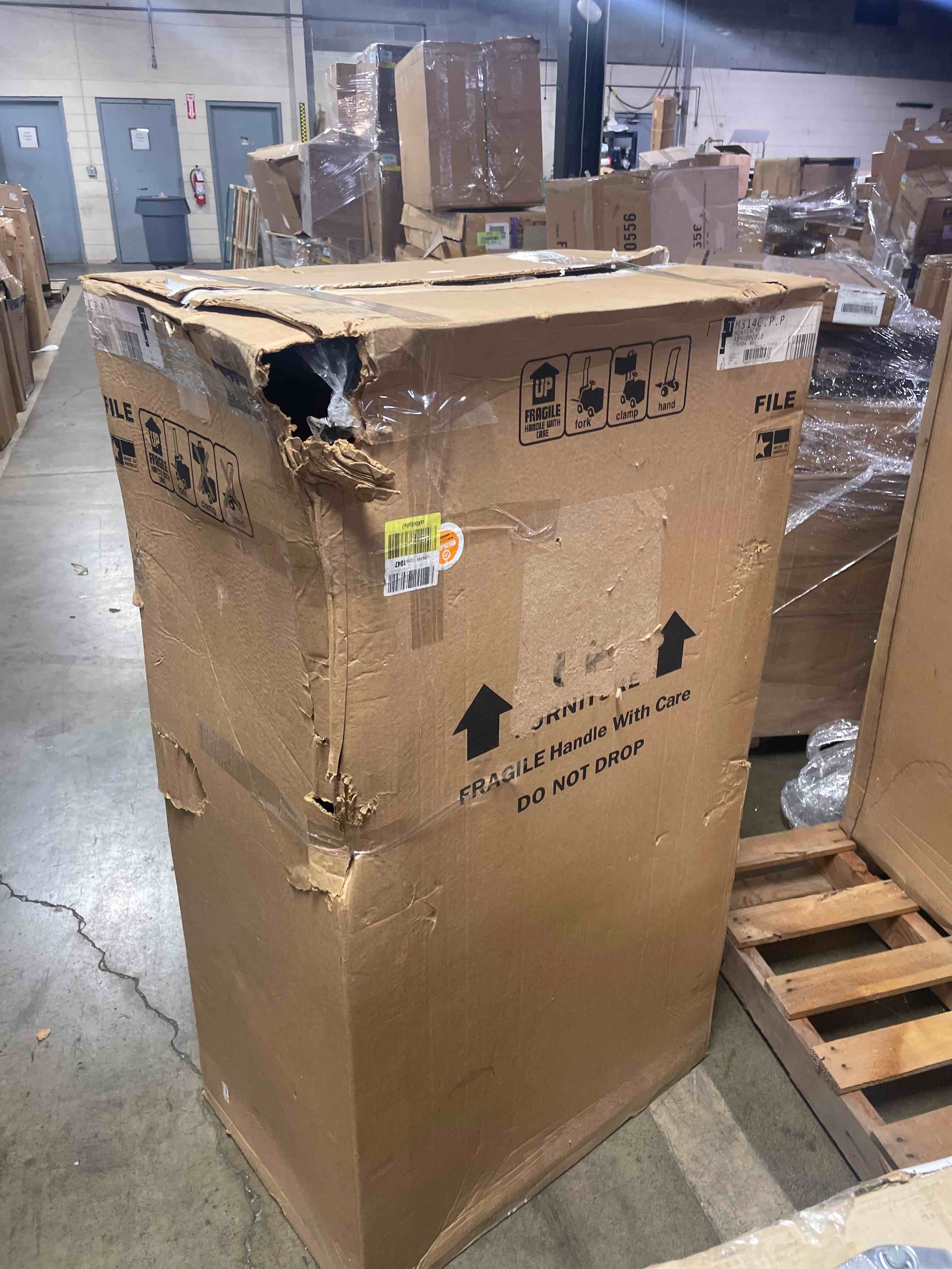 https://s3.amazonaws.com/lotting-images-prod/phillipi/BRN1935217_1757530091956.jpeg