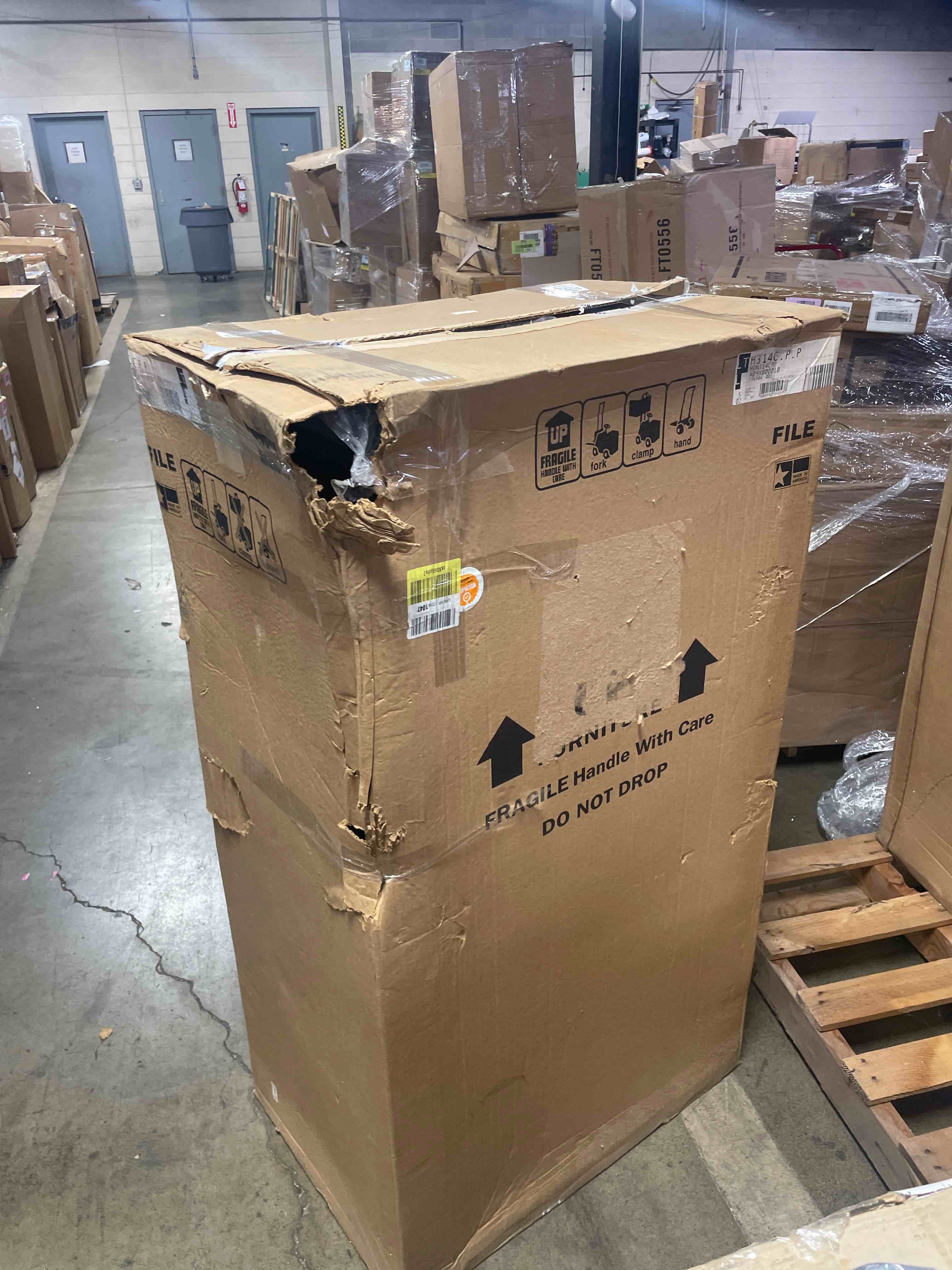 https://s3.amazonaws.com/lotting-images-prod/phillipi/BRN1935217_1757530092841.jpeg