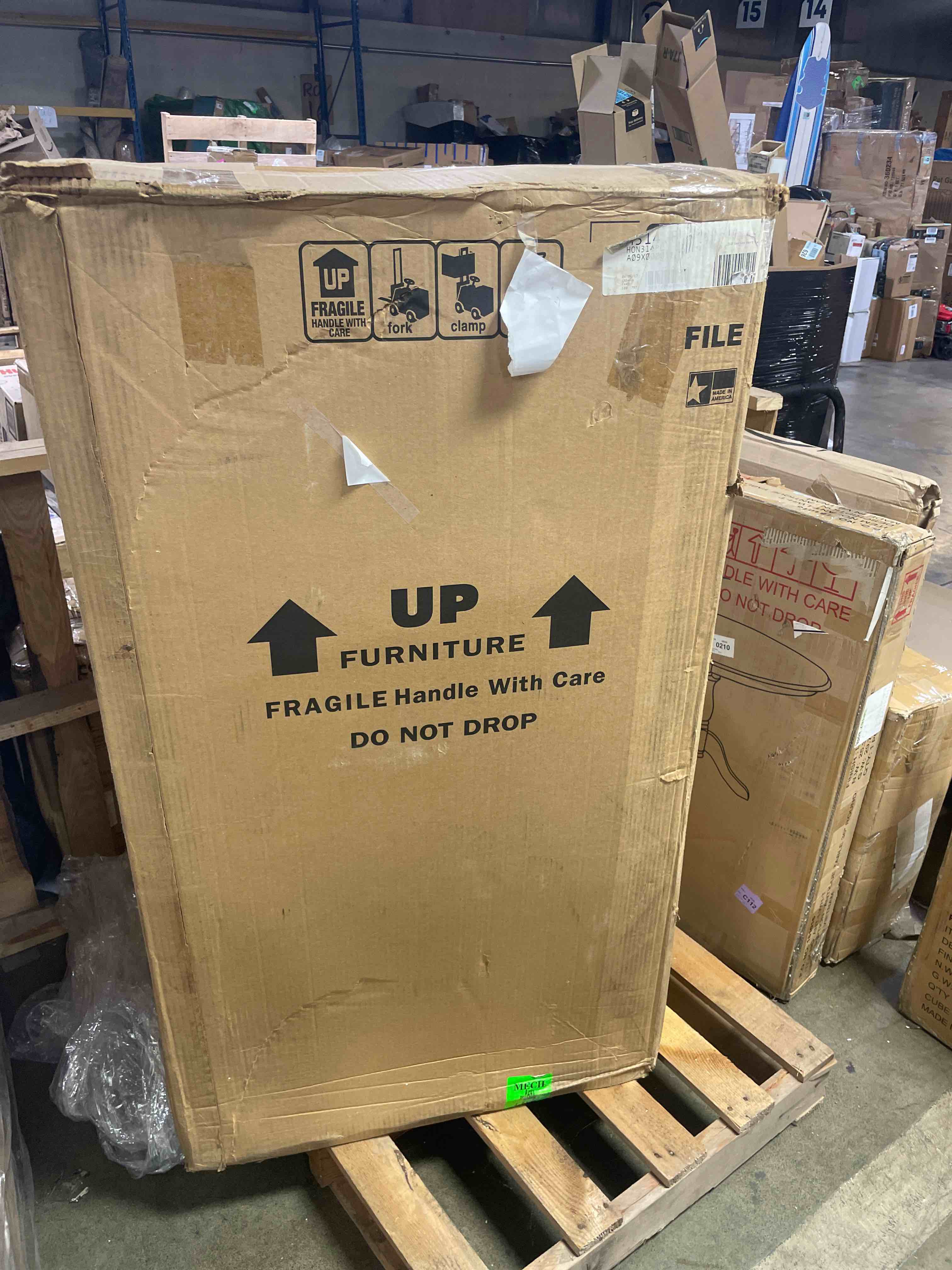 https://s3.amazonaws.com/lotting-images-prod/phillipi/BRN1935218_1757530214047.jpeg