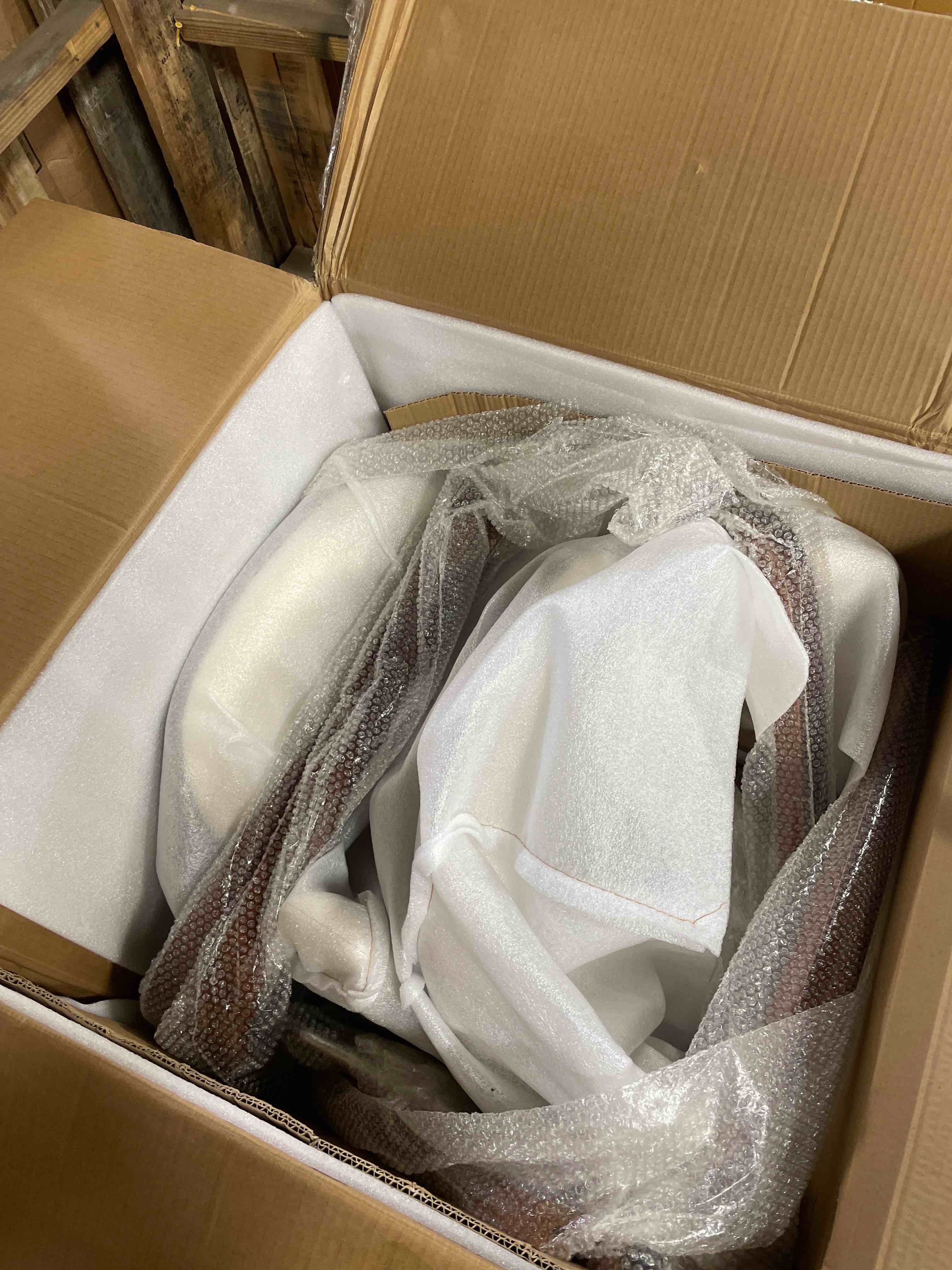 https://s3.amazonaws.com/lotting-images-prod/phillipi/BRN1935235_1757534946599.jpeg