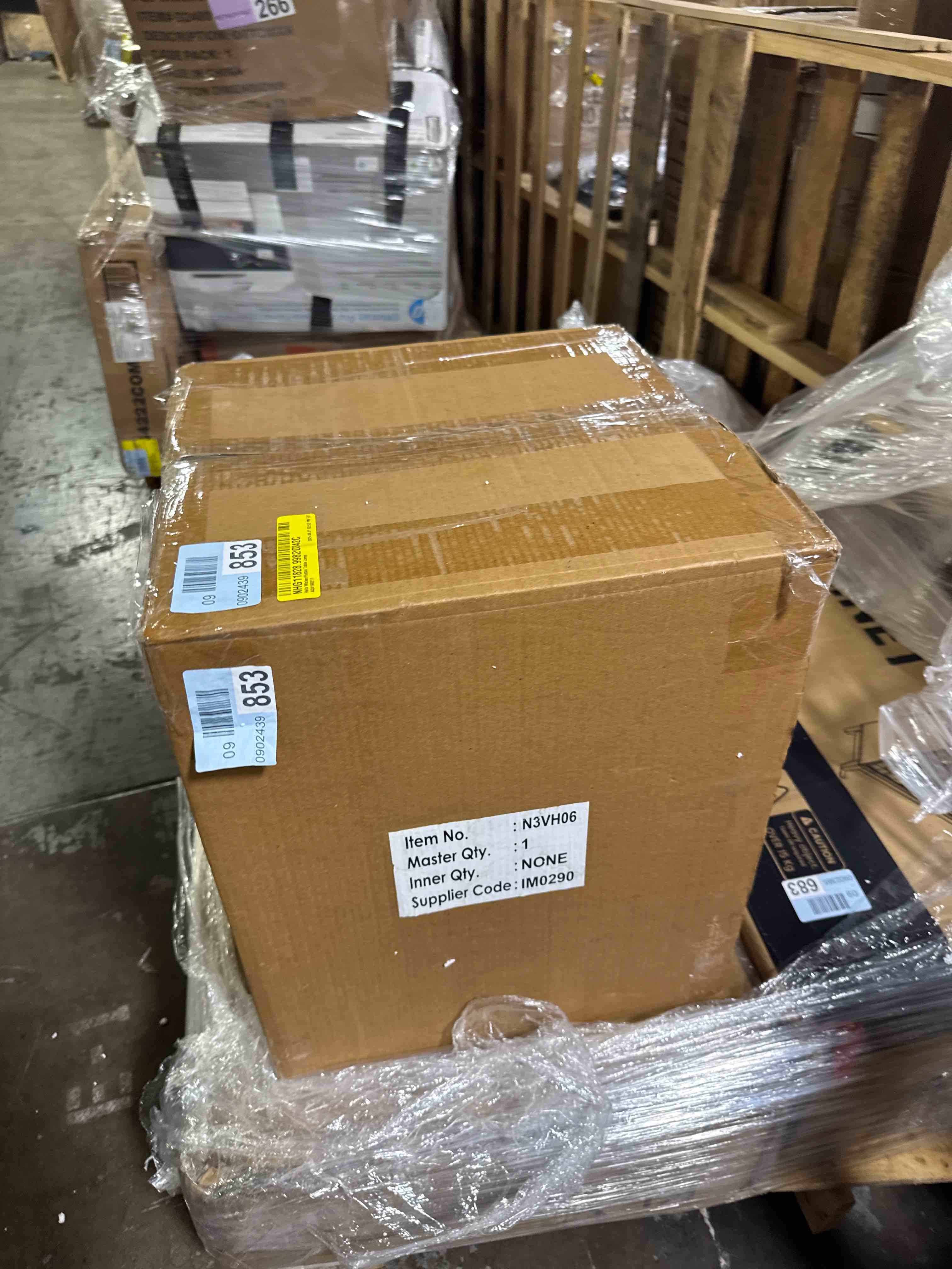 https://s3.amazonaws.com/lotting-images-prod/phillipi/BRN1935283_1757699972056.jpeg