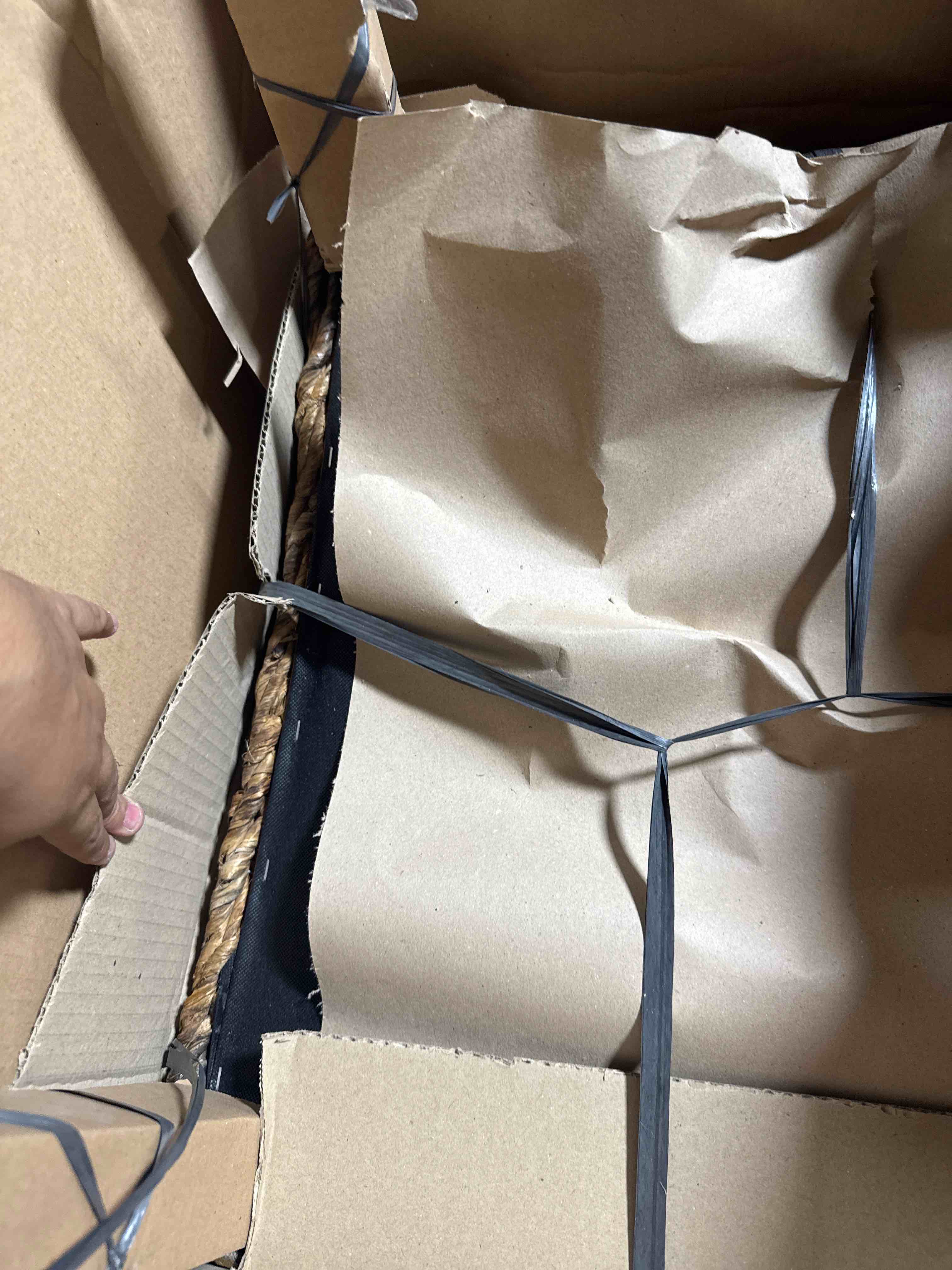 https://s3.amazonaws.com/lotting-images-prod/phillipi/BRN1935291_1757702796372.jpeg