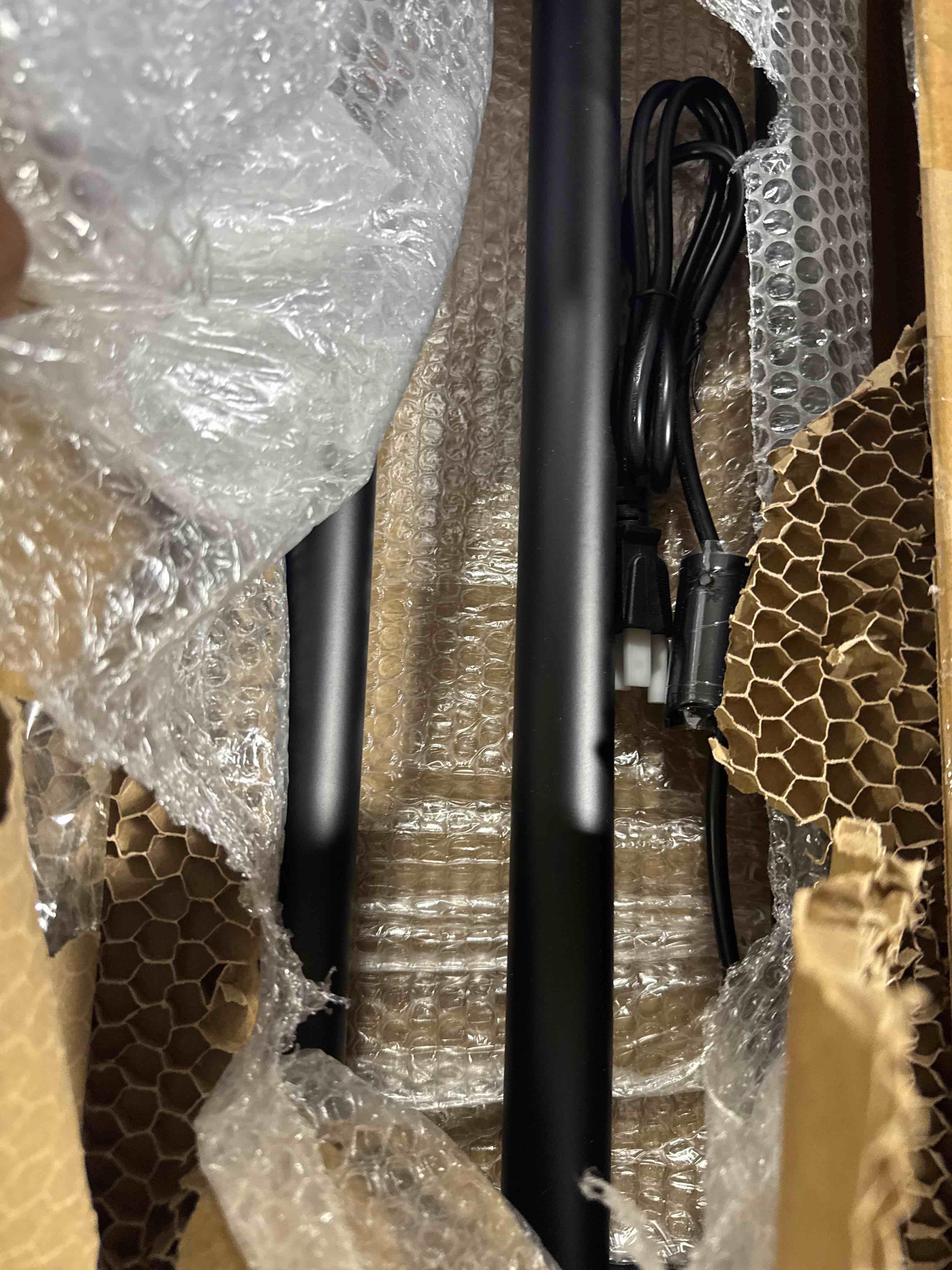 https://s3.amazonaws.com/lotting-images-prod/phillipi/BRN1935294_1757703496997.jpeg