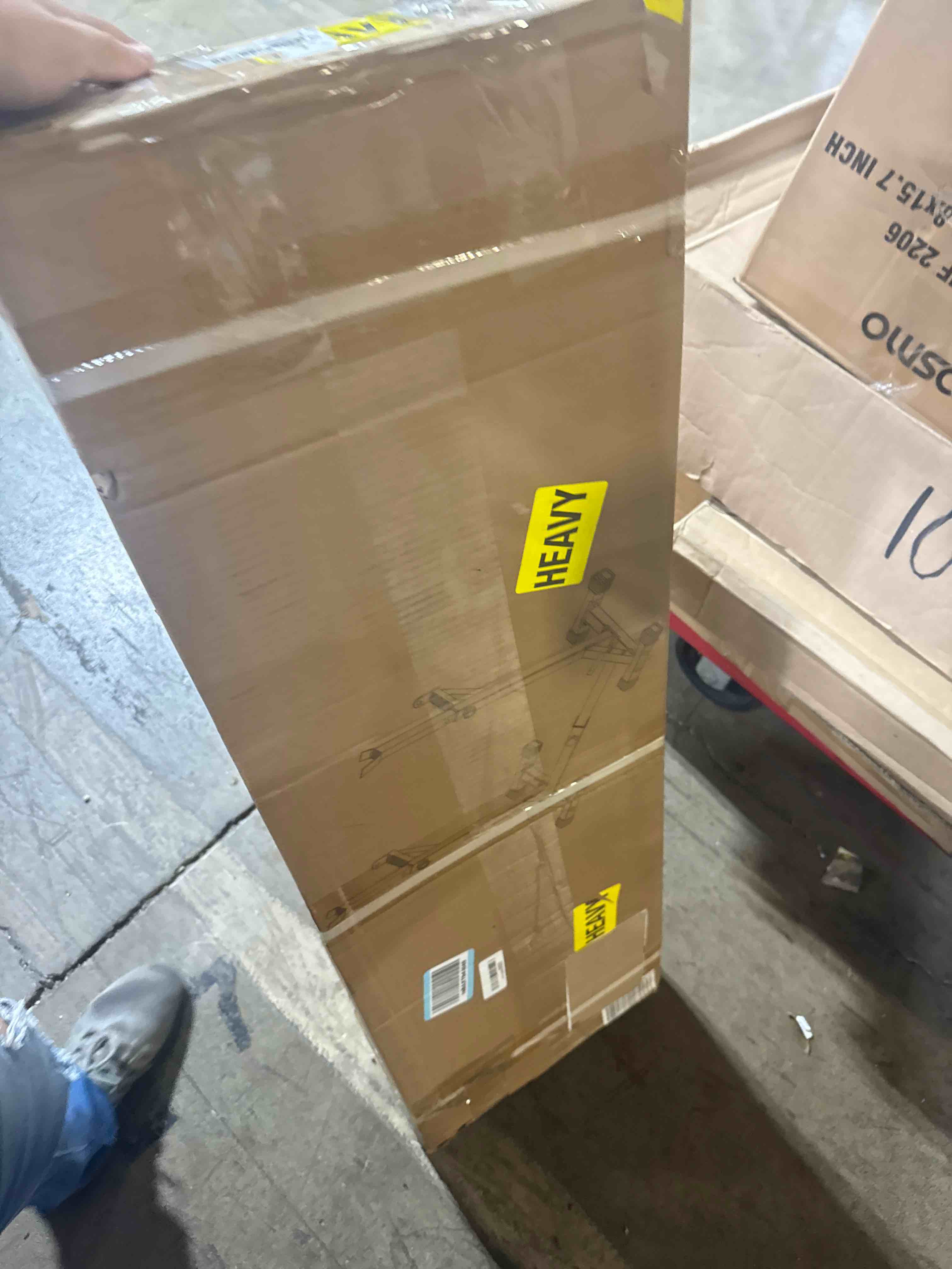 https://s3.amazonaws.com/lotting-images-prod/phillipi/BRN1935312_1757945901358.jpeg