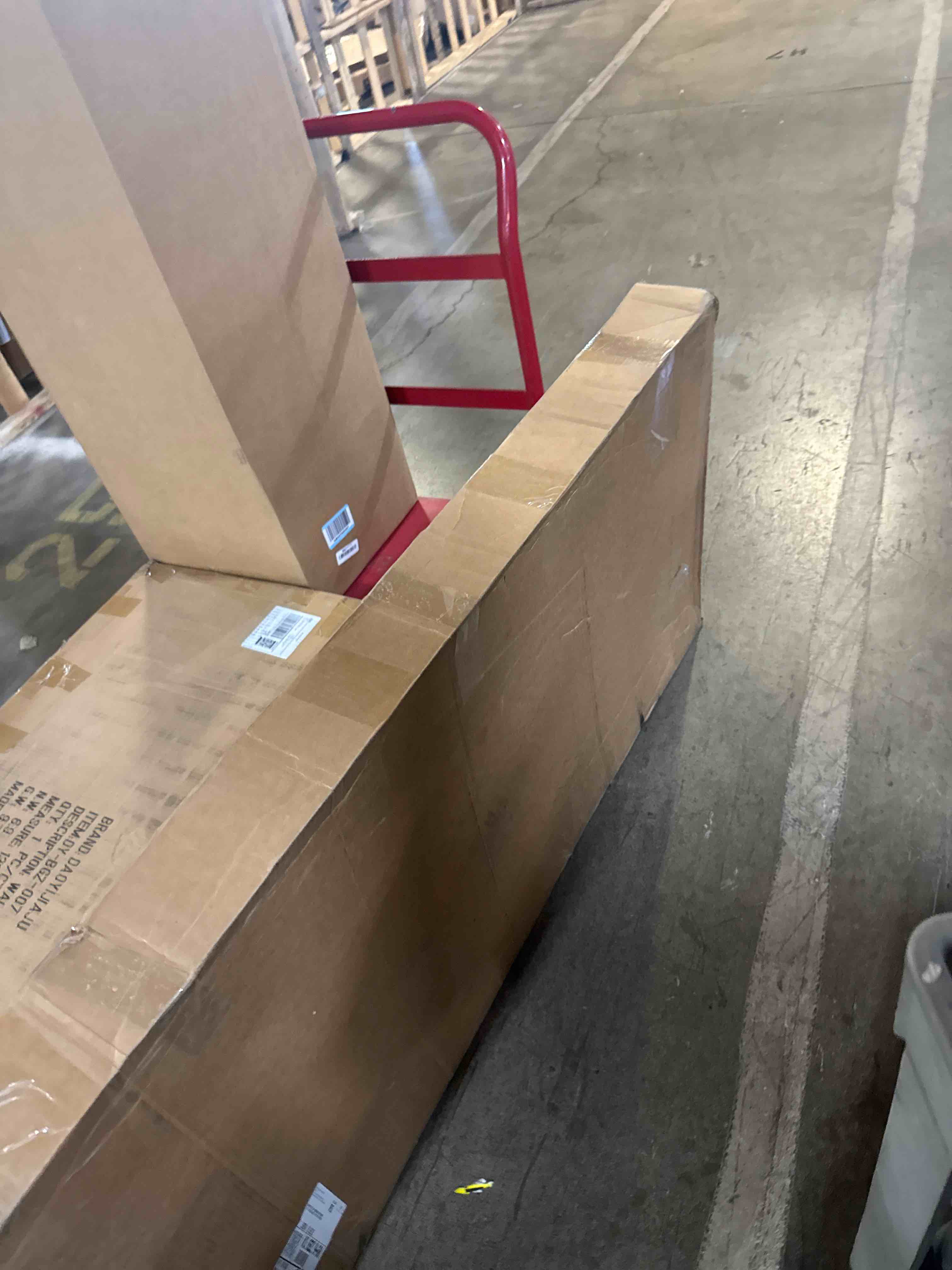 https://s3.amazonaws.com/lotting-images-prod/phillipi/BRN1935321_1757947497926.jpeg